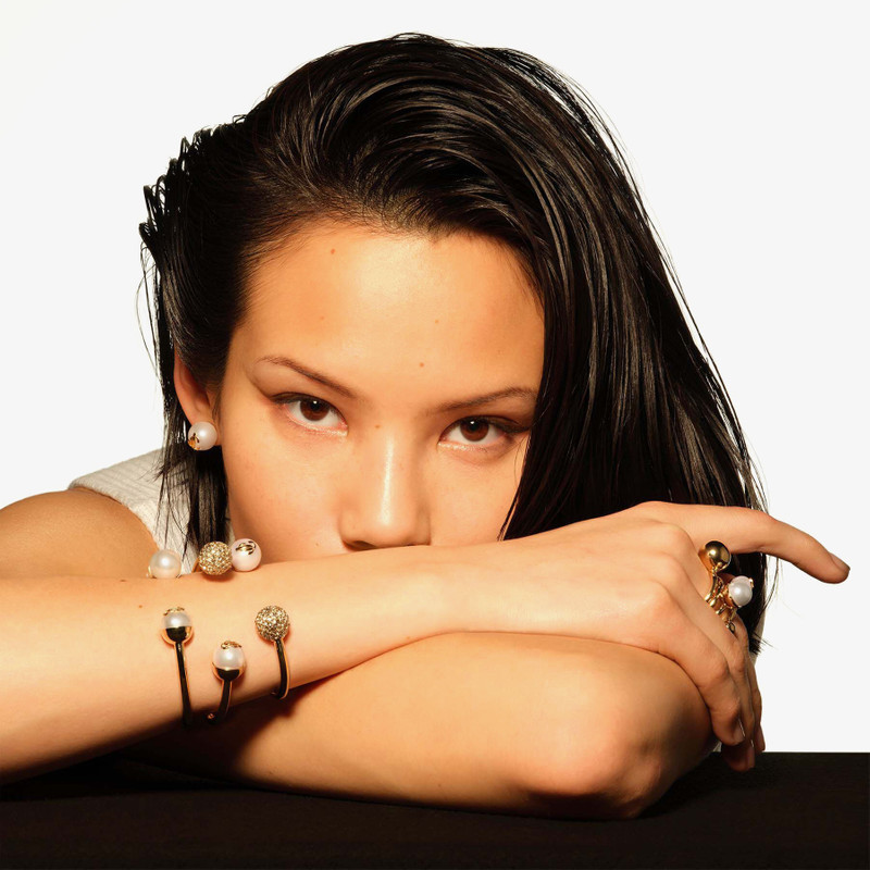 JC Crystal Cuff
Gold-Finish Metal Cuff Bracelet with Pearl and Swarovski Crystal Embellishment 7