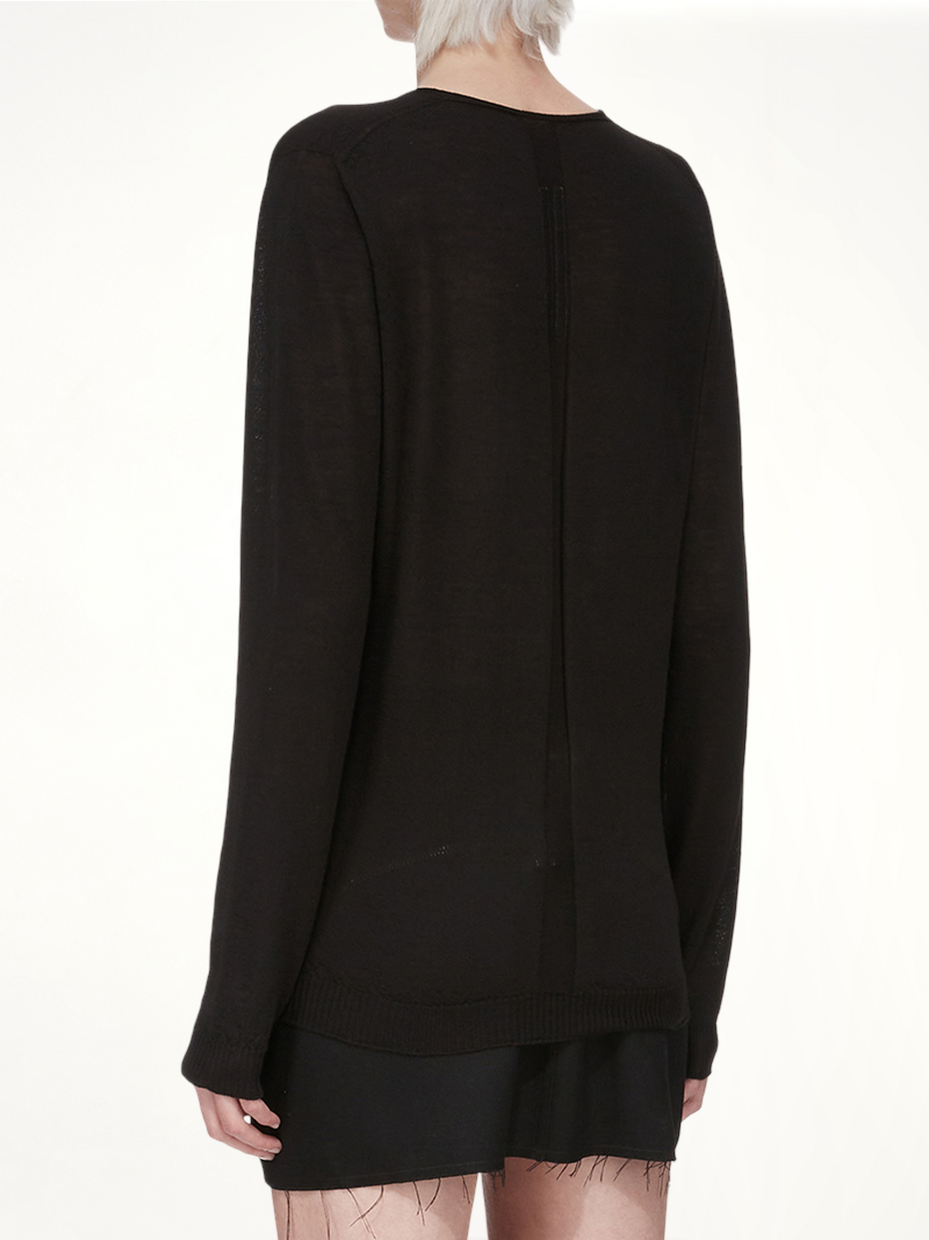 Merino V-Neck Pull in Black - 7
