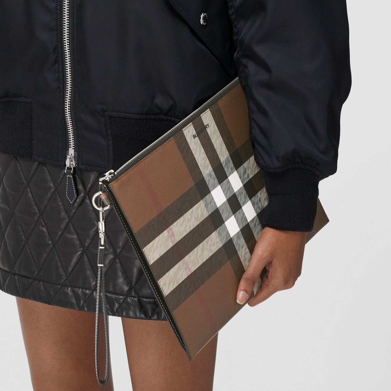 Large Check Zip Pouch - 3