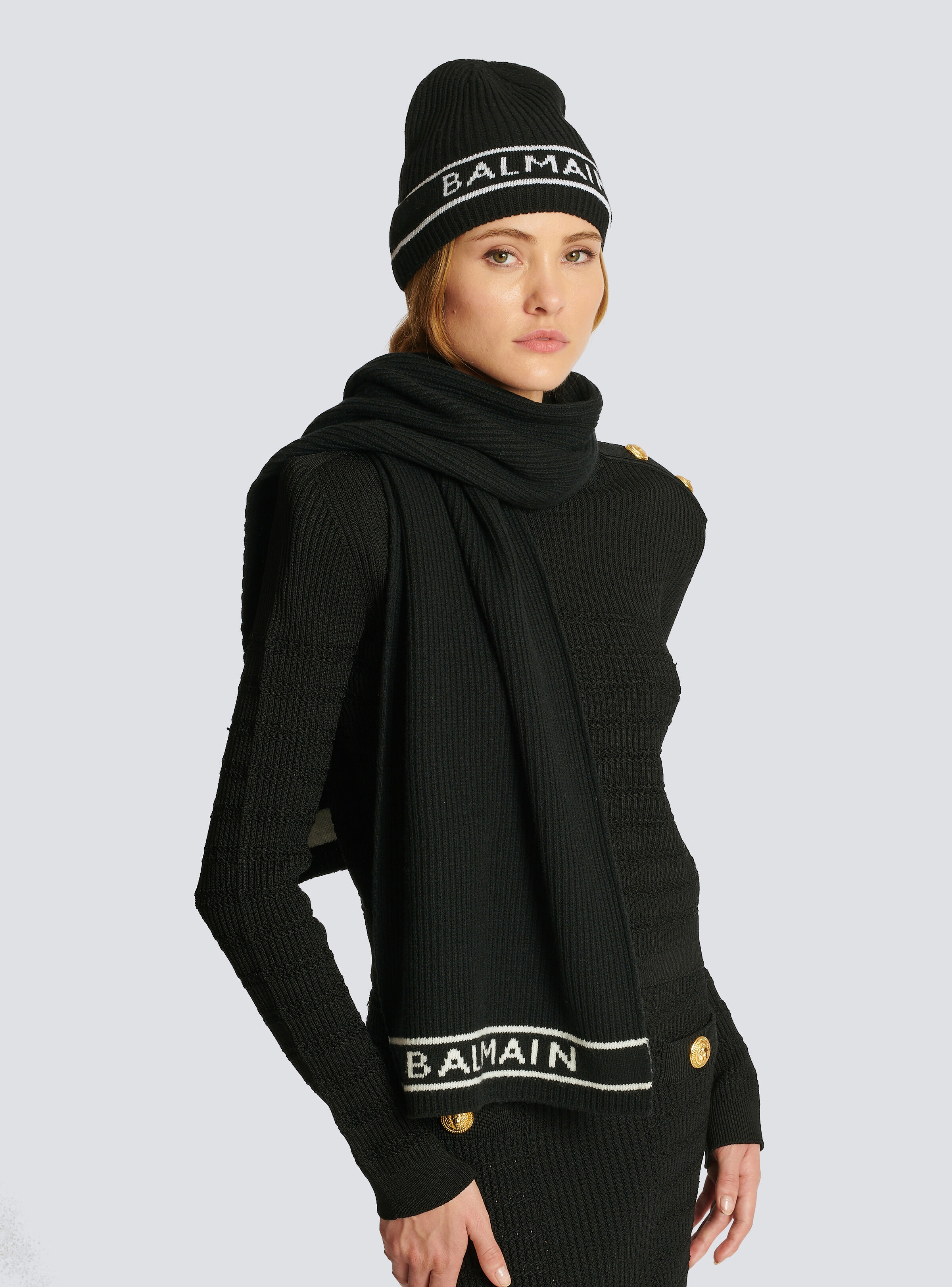 Wool scarf with Balmain logo - 2