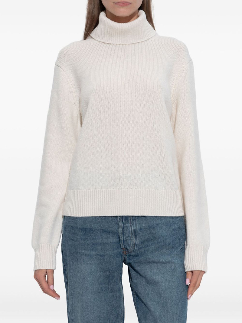 roll-neck sweater 3