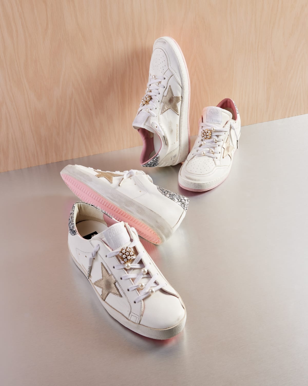 Superstar Pearly Glitter Low-Top Sneakers - 2