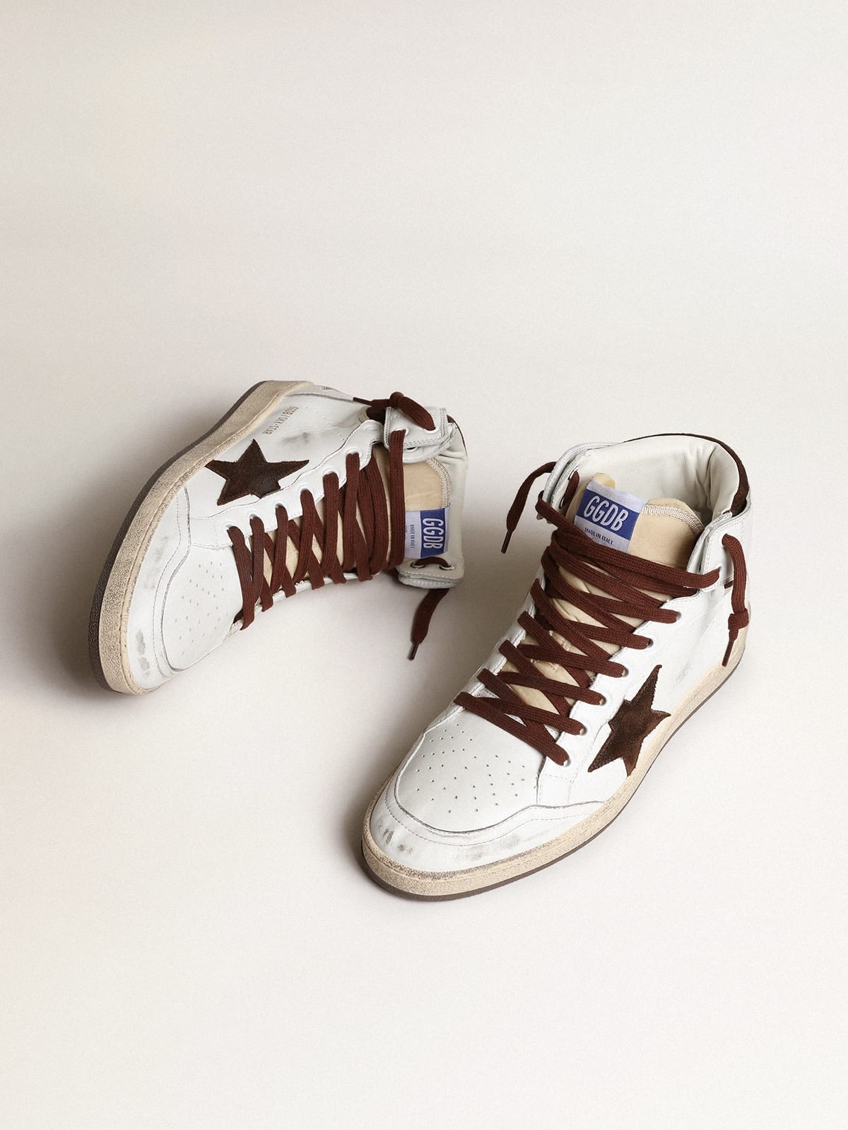 Men’s Sky-Star in white nappa leather with a chocolate suede star - 2