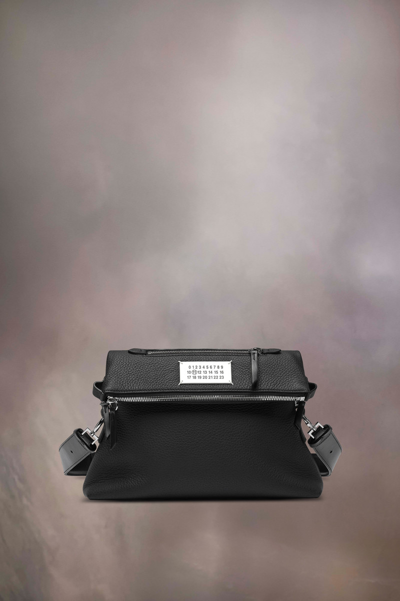 Soft 5AC on-body bag - 1