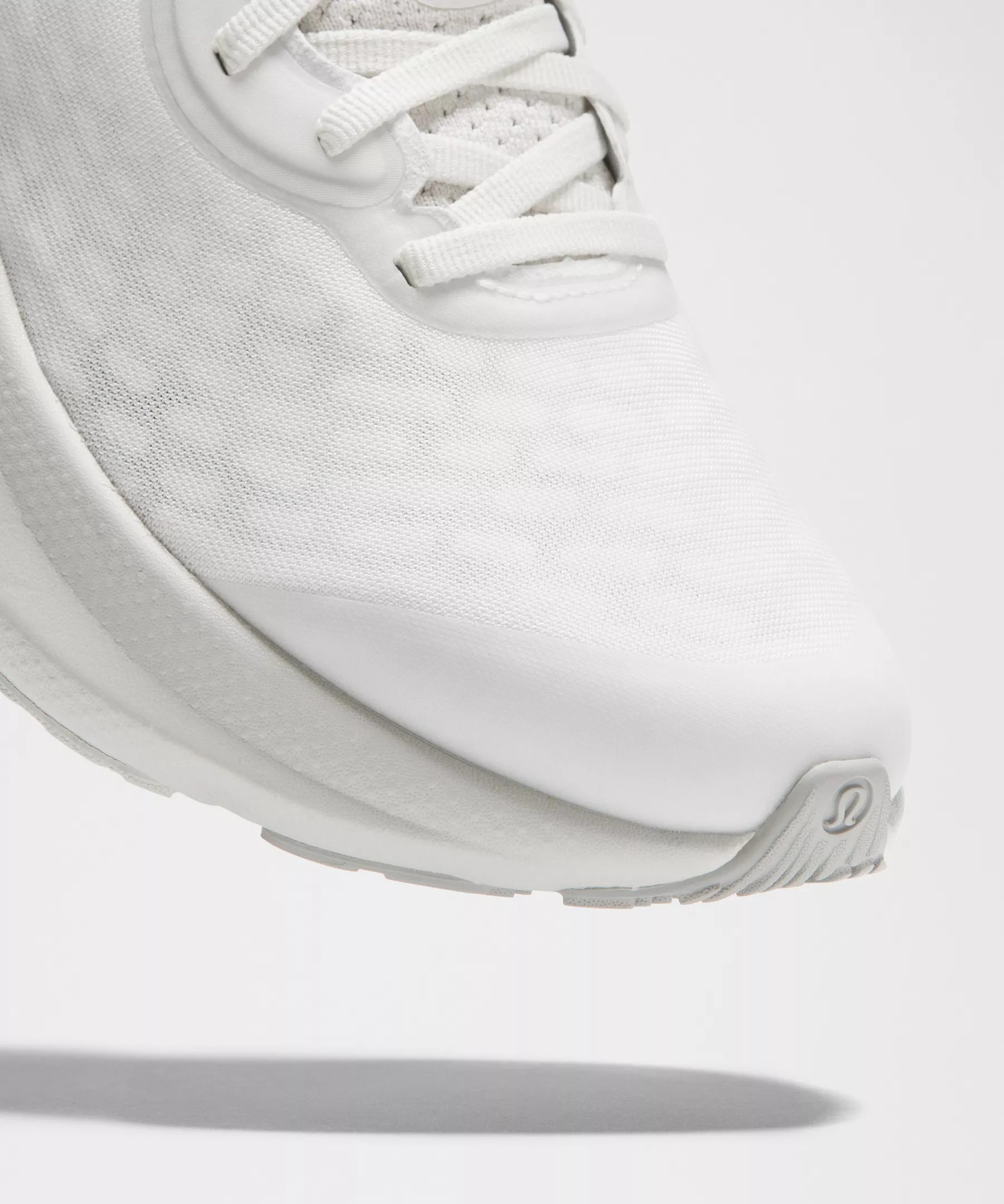 Women's Split Shift Running Shoe - 9