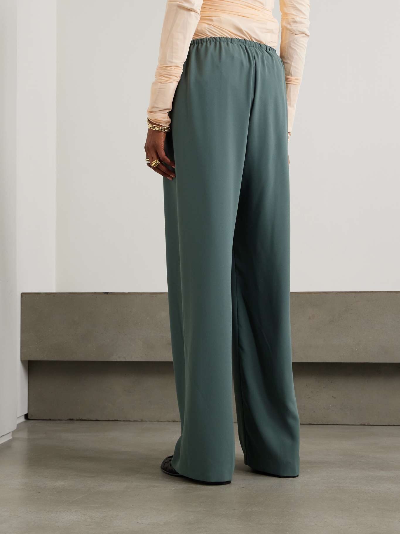 Crepe de chine straight-leg pants - 4