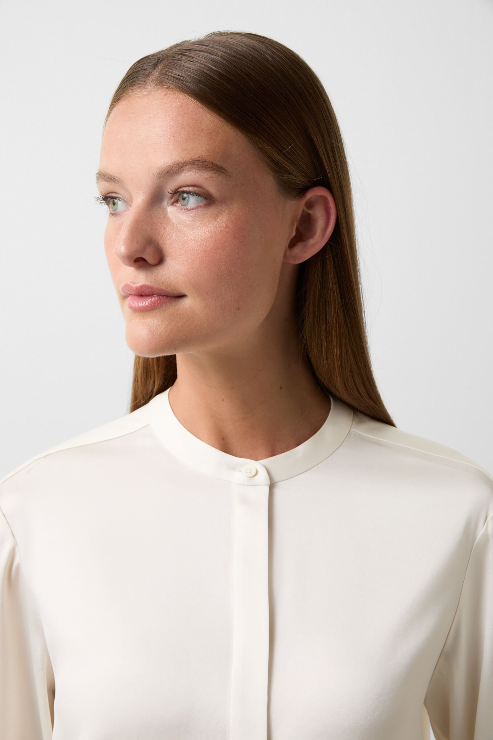 Gerrit satin blouse in Cream - 4