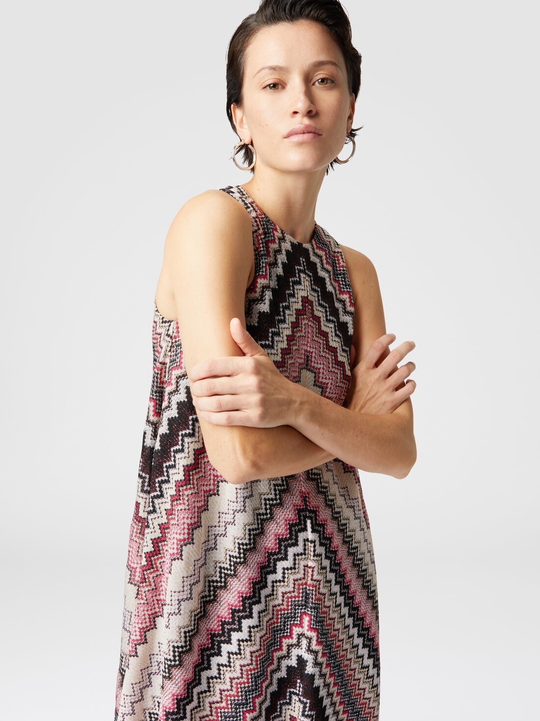 A-line mini-dress with lamé serrated zigzag pattern - 4