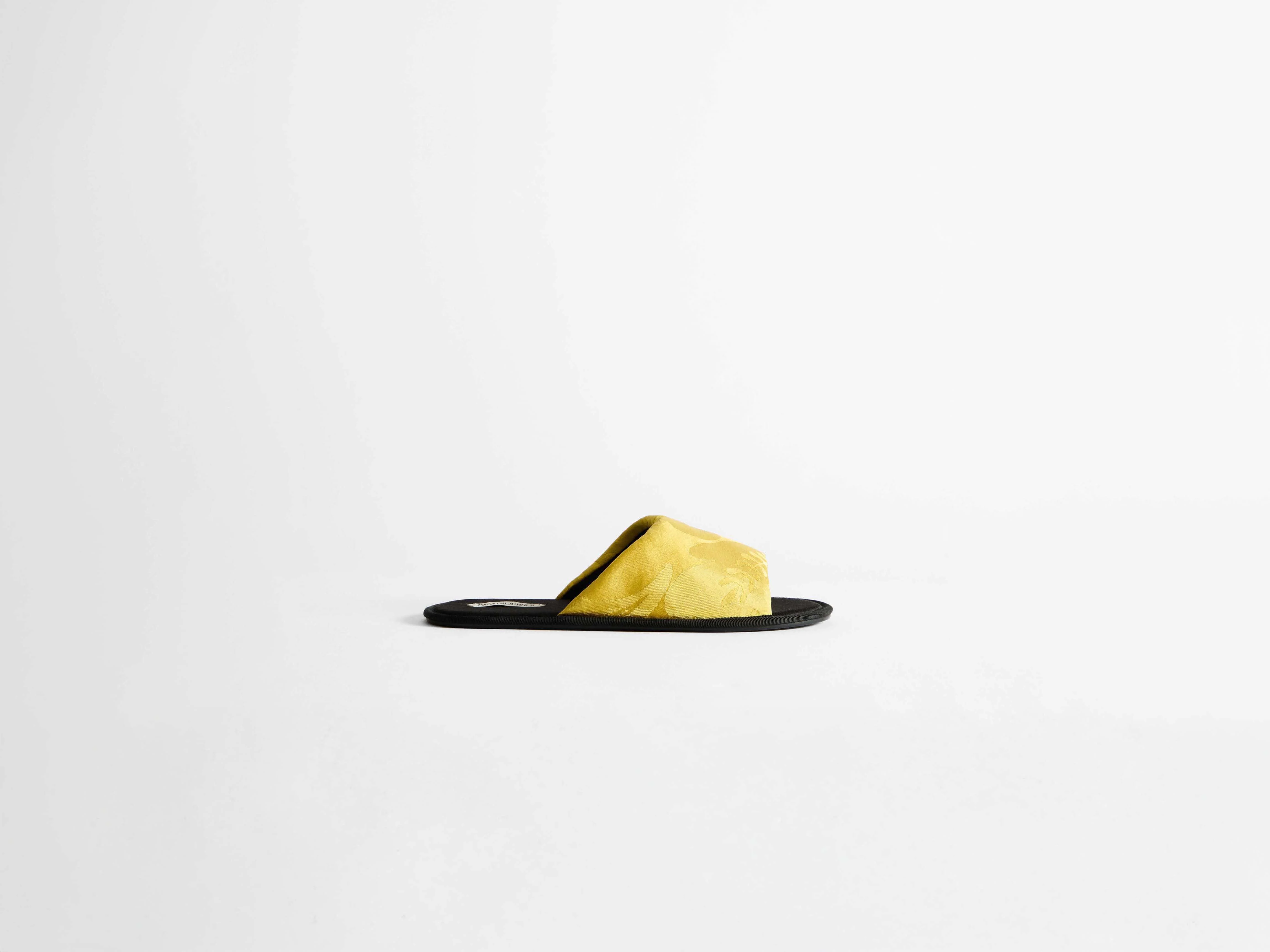 WOMENS OPEN TOE SLIDE IN CITRINE - 1