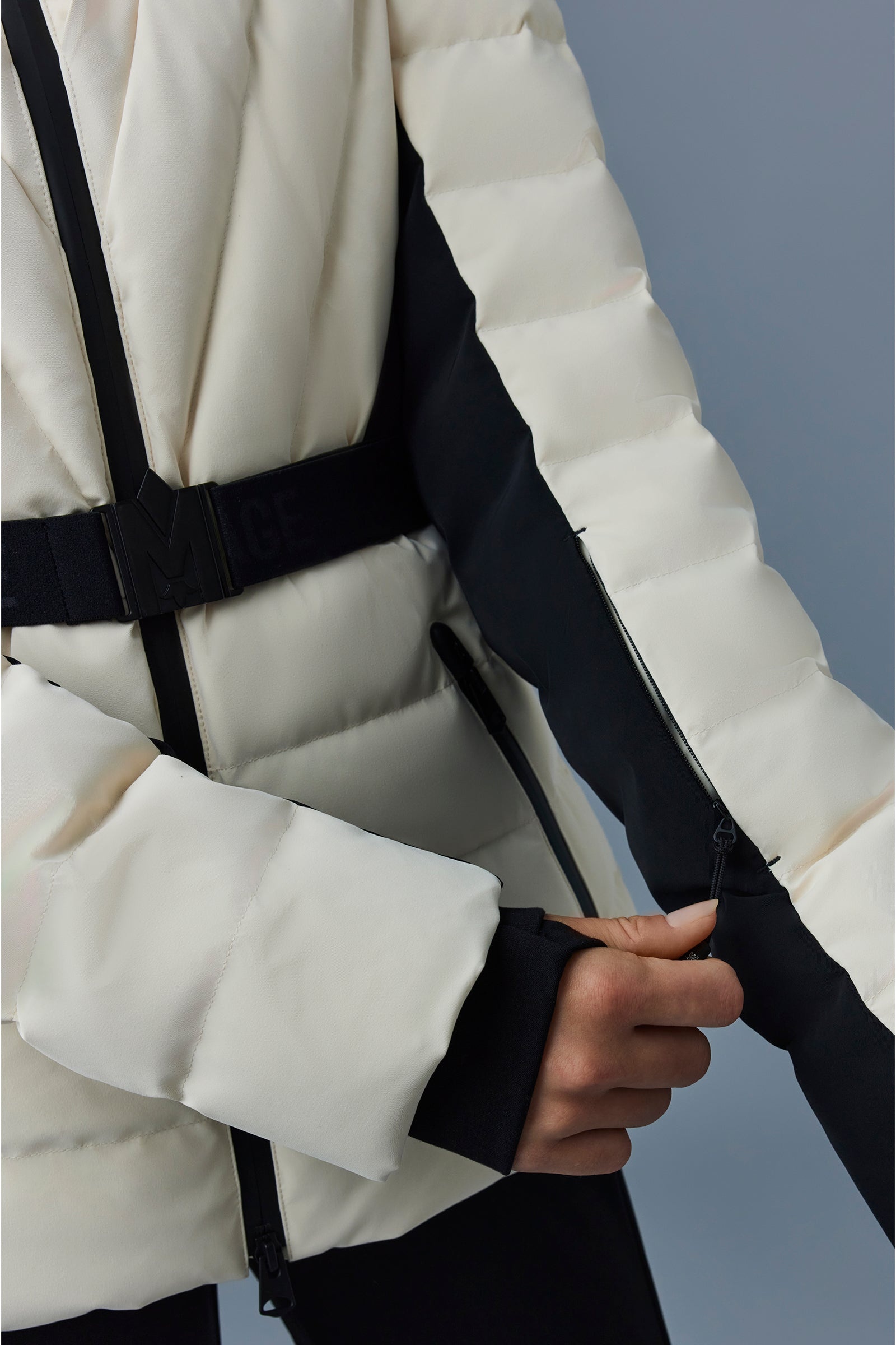 ELITA Down ski jacket with removable blue fox fur trim - 5
