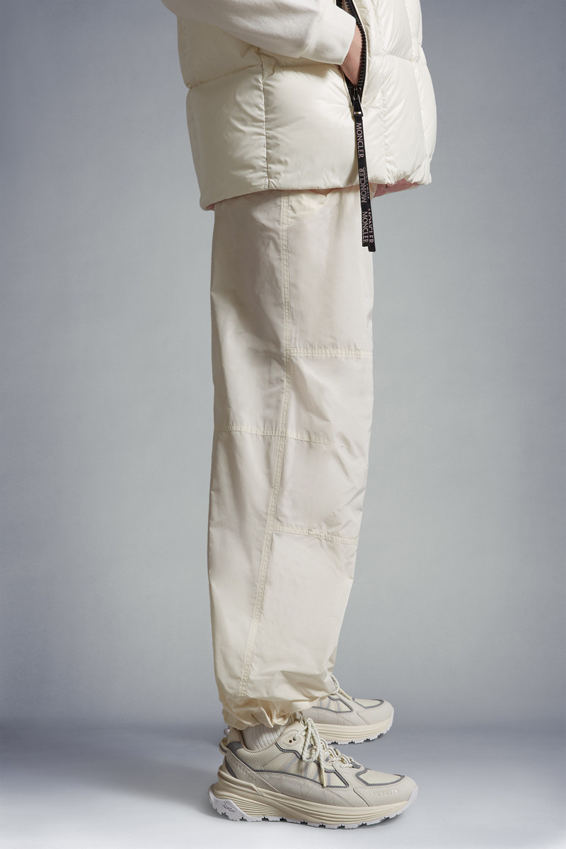 Moncler Lite Runner Low Top Sneakers outlook