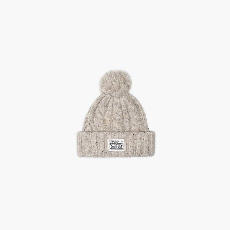 BACKPATCH POM POM BEANIE 1