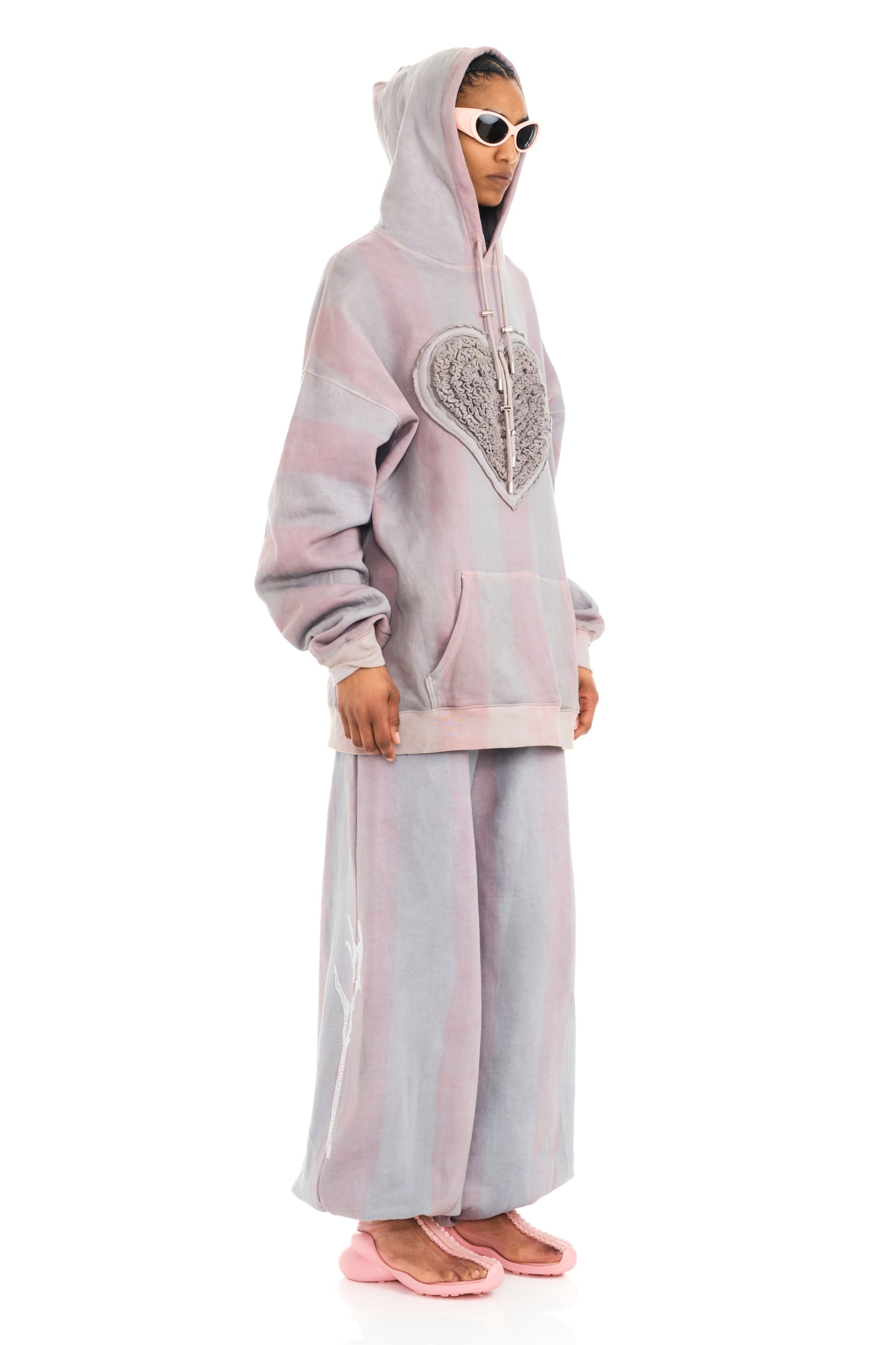 FOG STRIPE SOFT HEART HOODIE - 4