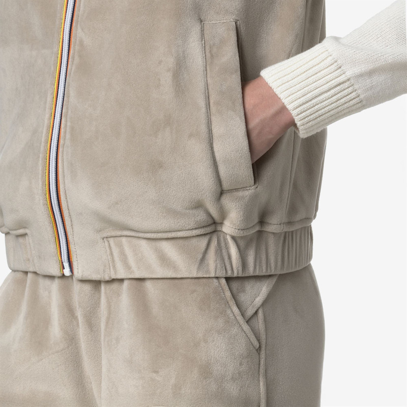 K-WAY VIVIELME VELOUR POLAR outlook