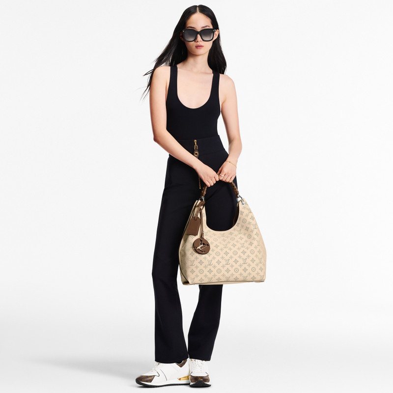 Louis Vuitton Run Away Sneaker outlook