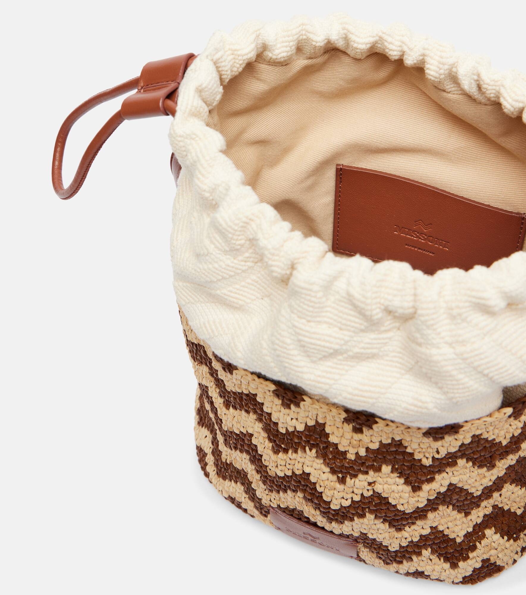 Zigzag Medium raffia bucket bag - 3
