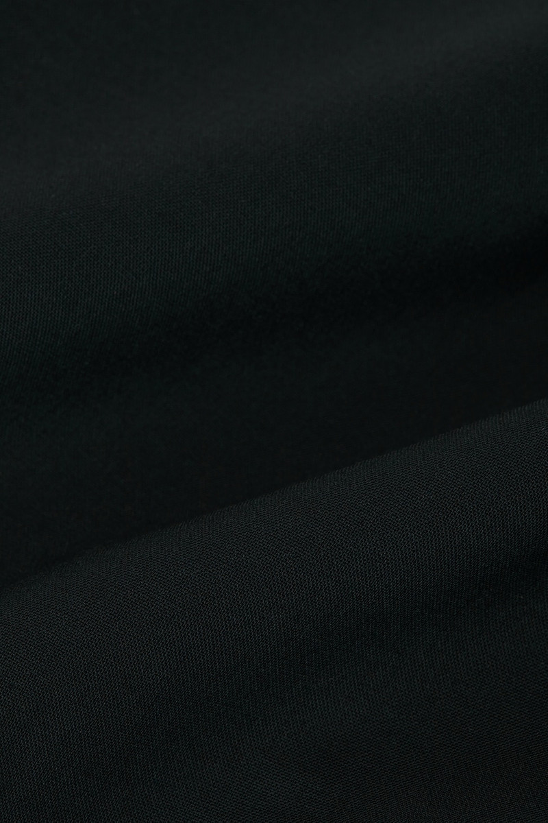 HAELO Brace Waist Tailored Shorts outlook