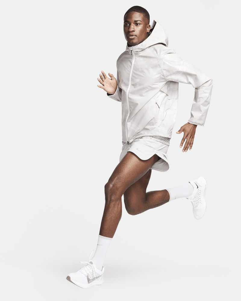 Nike Storm-FIT Running Division Men's Running Jacket 9