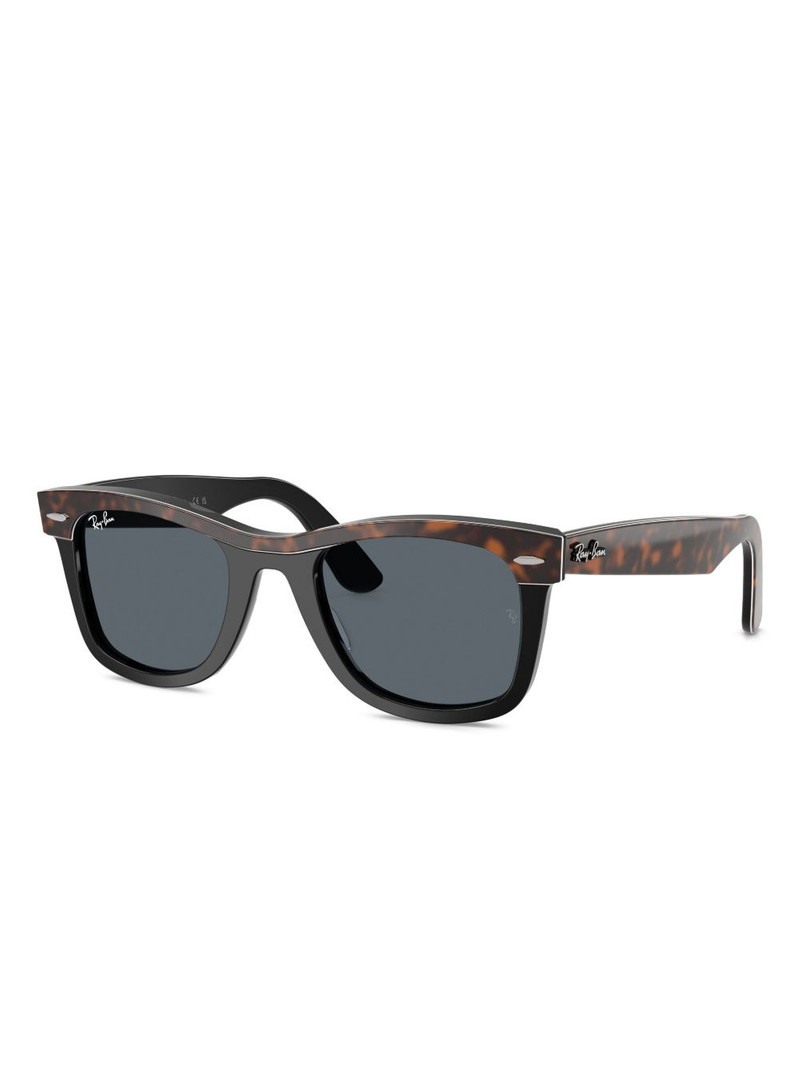 Ray-Ban Wayfarer sunglasses outlook
