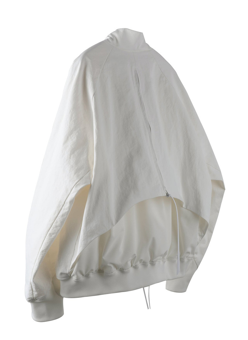 8.0 BOMBER CENTER (WHITE) 3