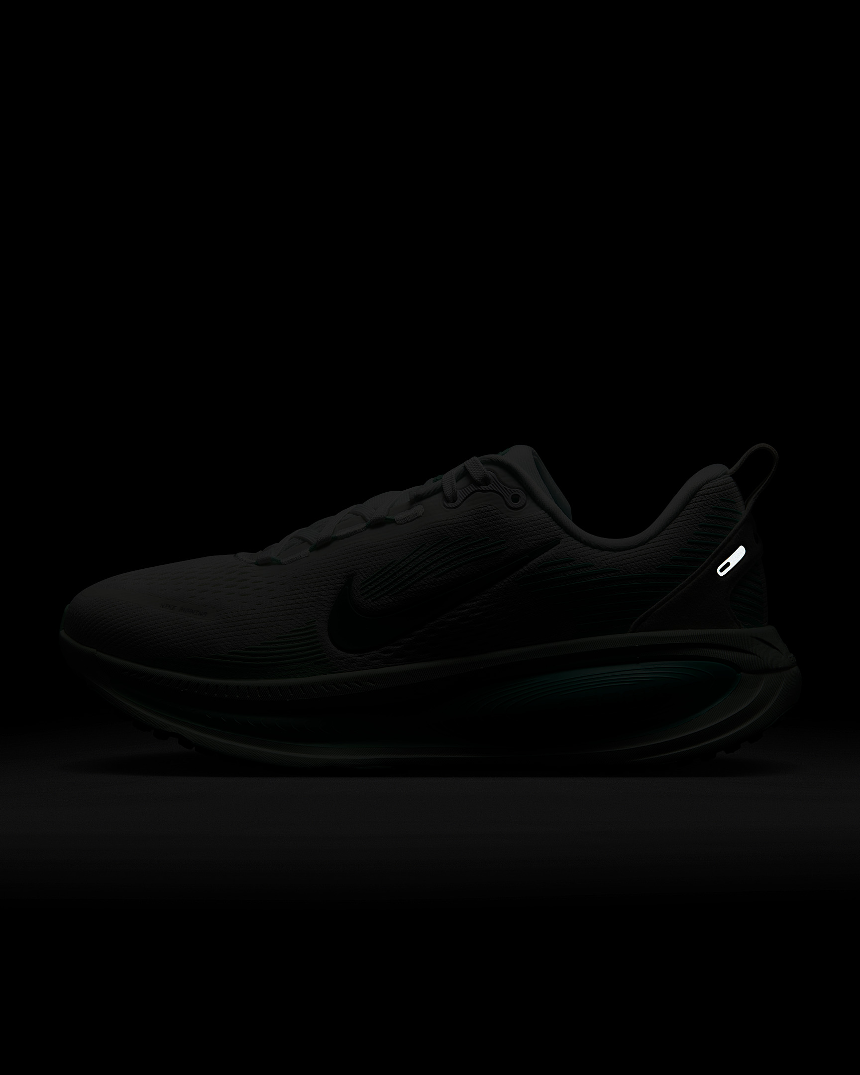 Nike Vomero 18 Women's Road Running Shoes - 10