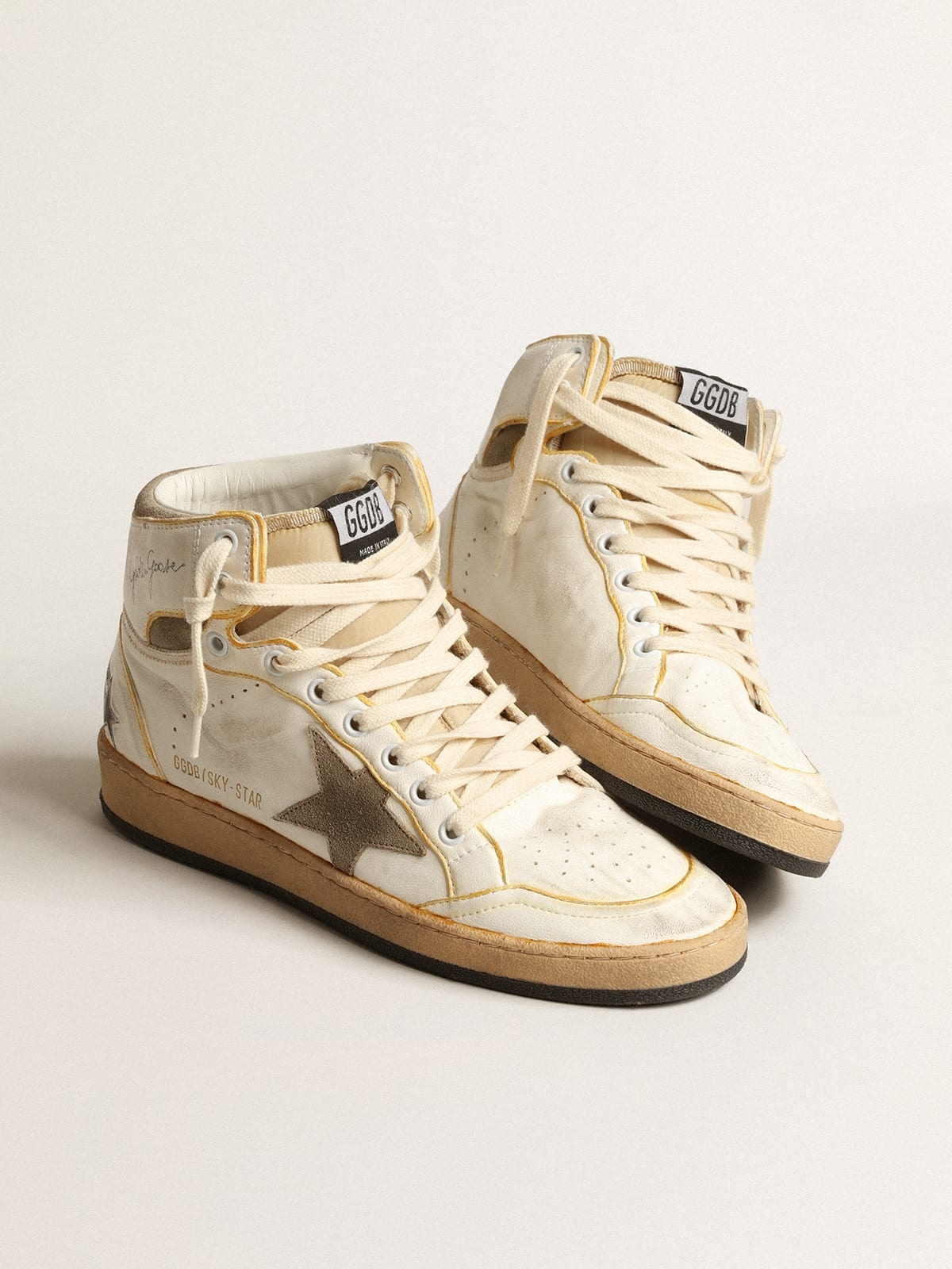 Women’s Sky-Star in white nappa leather with dove-gray suede star - 2