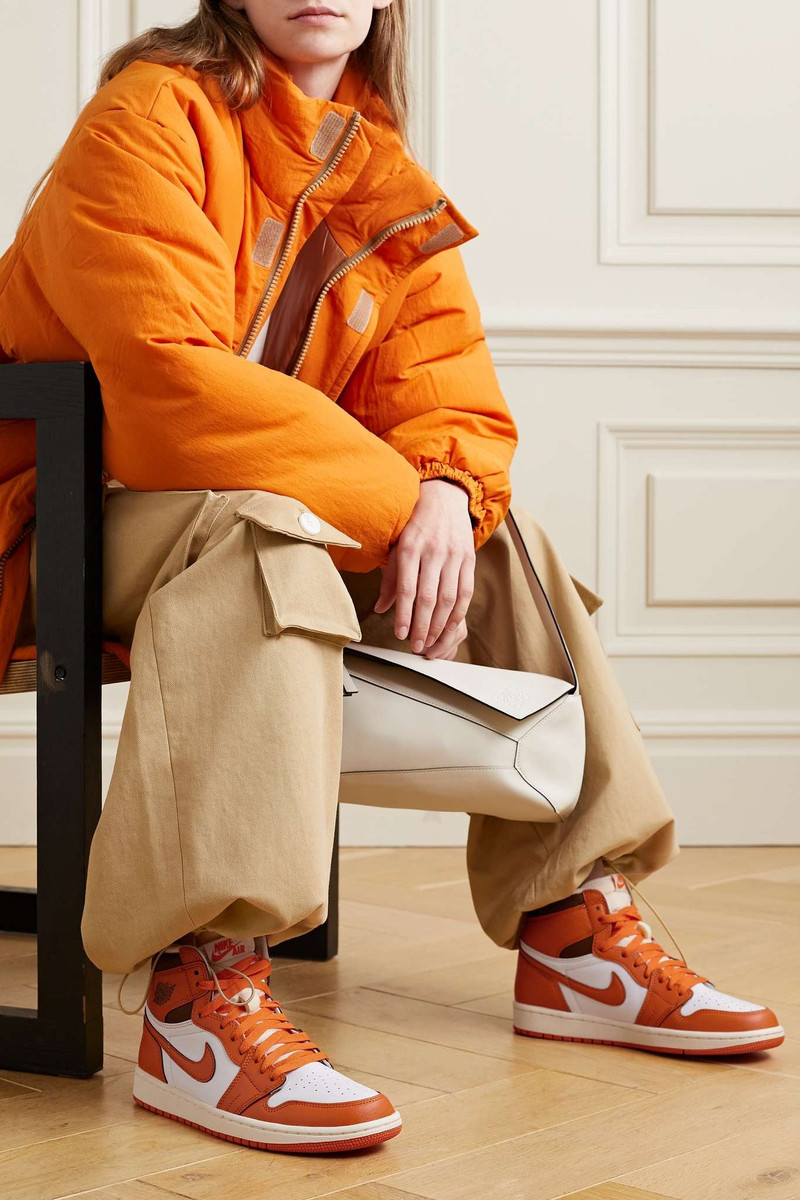 Jordan WMNS AIR JORDAN 1 RETRO 높은 OG "STARFISH" outlook