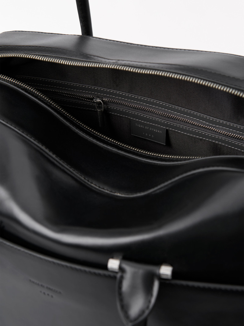 Navisa Leather Weekend Bag 3