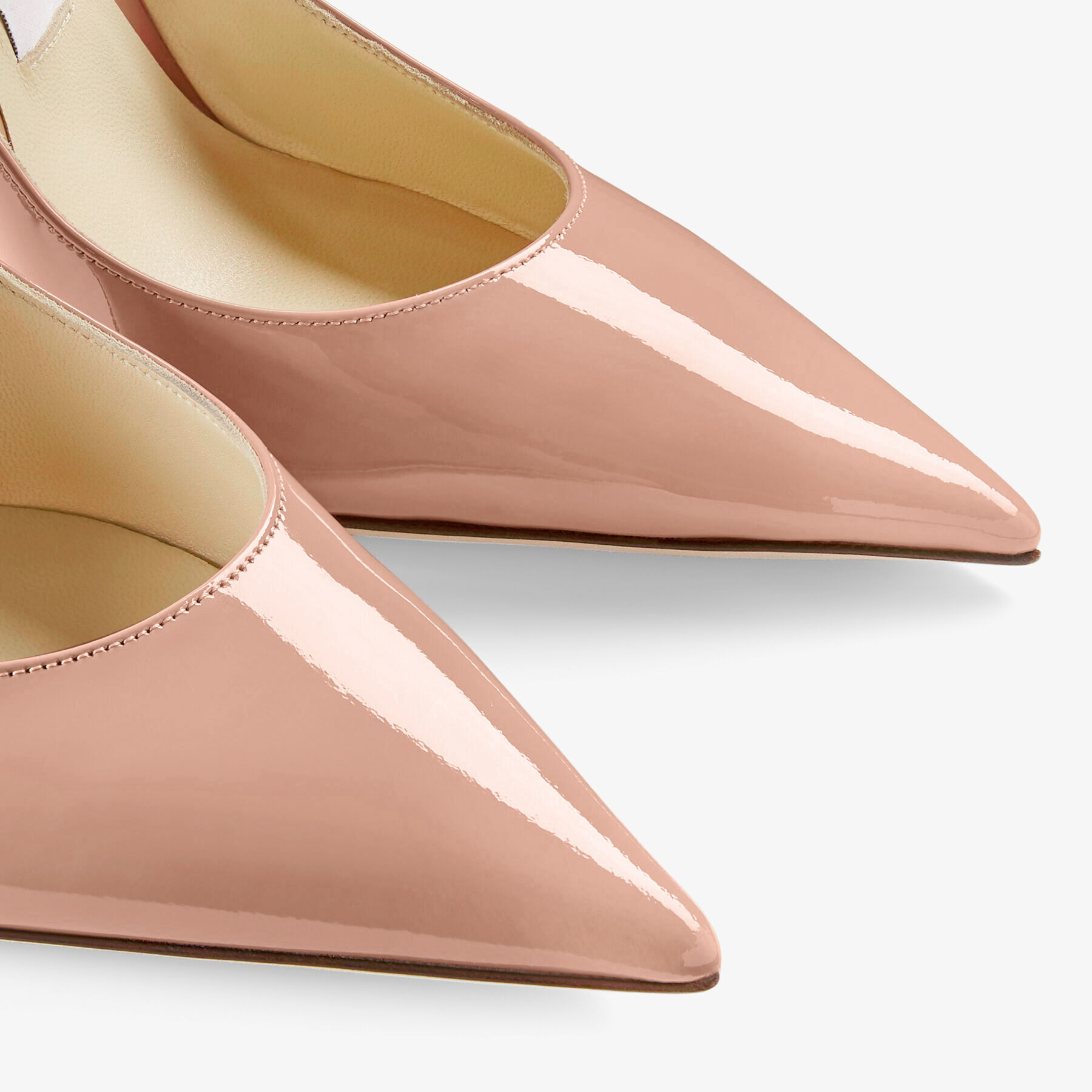 Love 100
Ballet-Pink Patent-Leather Pointed Pumps with JC Emblem - 3