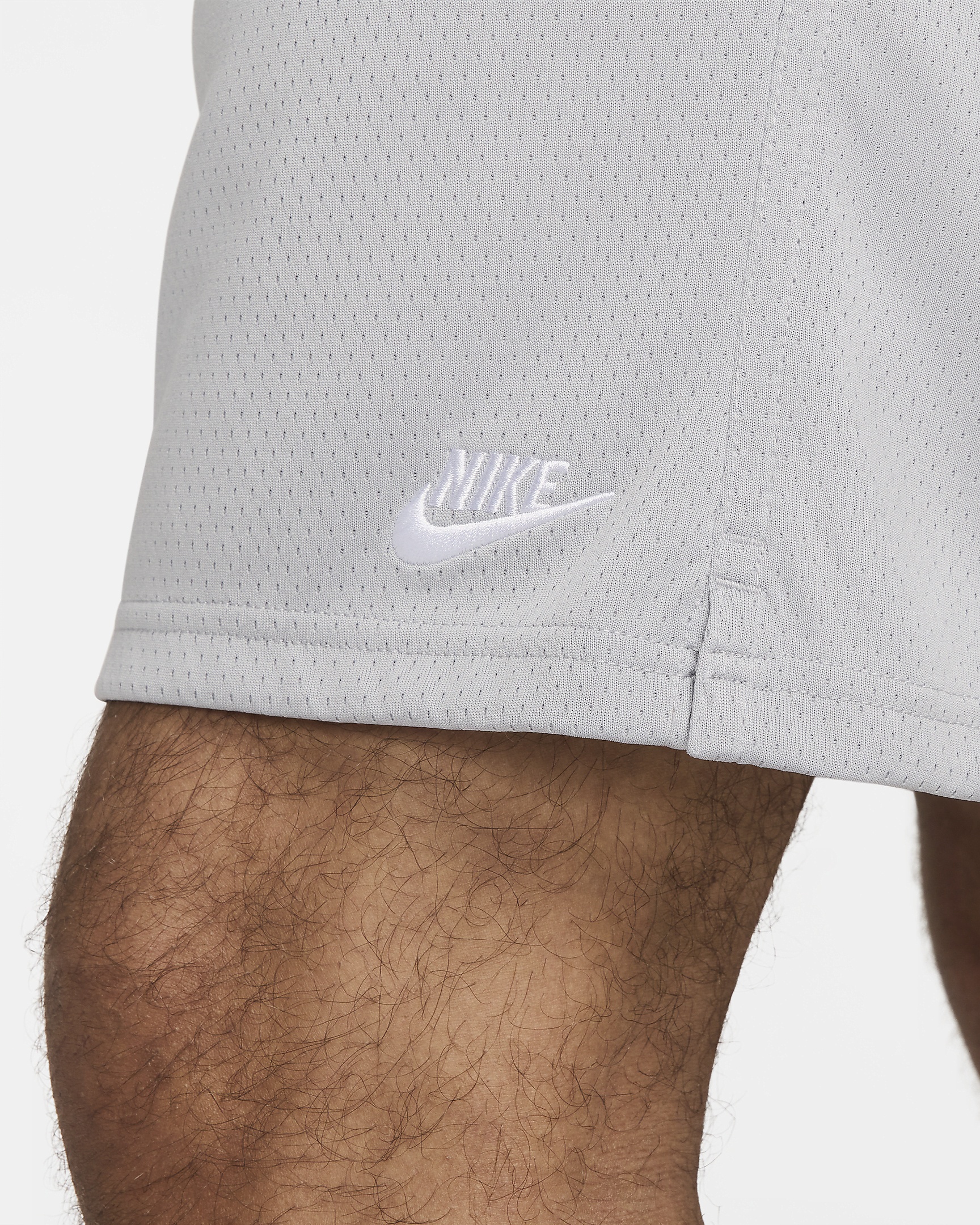 Nike Club Men's Mesh Flow Shorts - 5