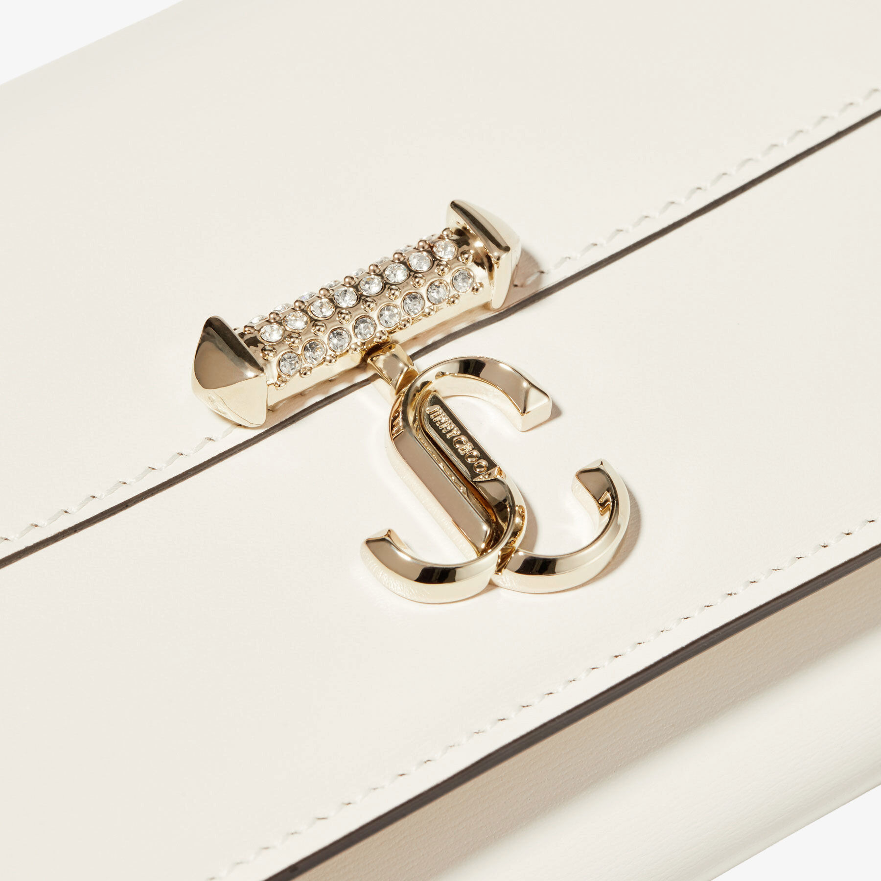 Avenue Wallet W/Chain
Latte Leather Wallet with Pearl Strap - 3