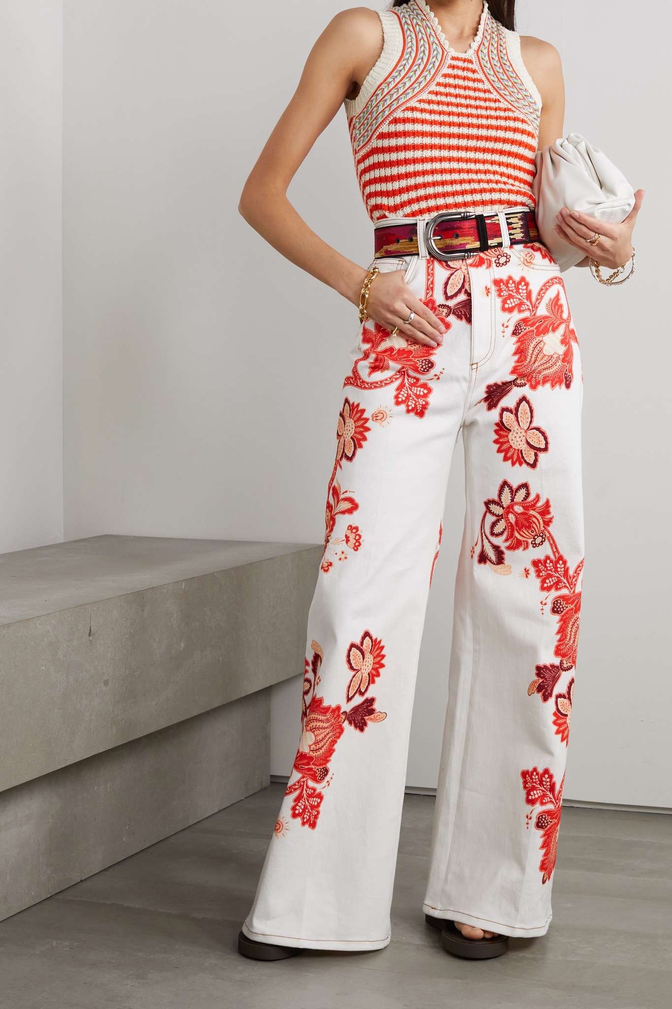 Floral-print high-rise flared jeans - 2