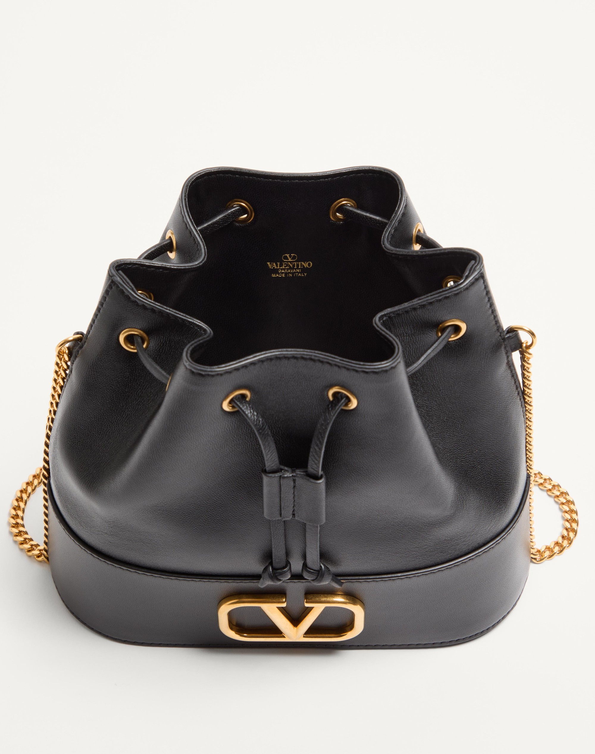 MINI BUCKET BAG IN NAPPA WITH VLOGO SIGNATURE CHAIN - 5