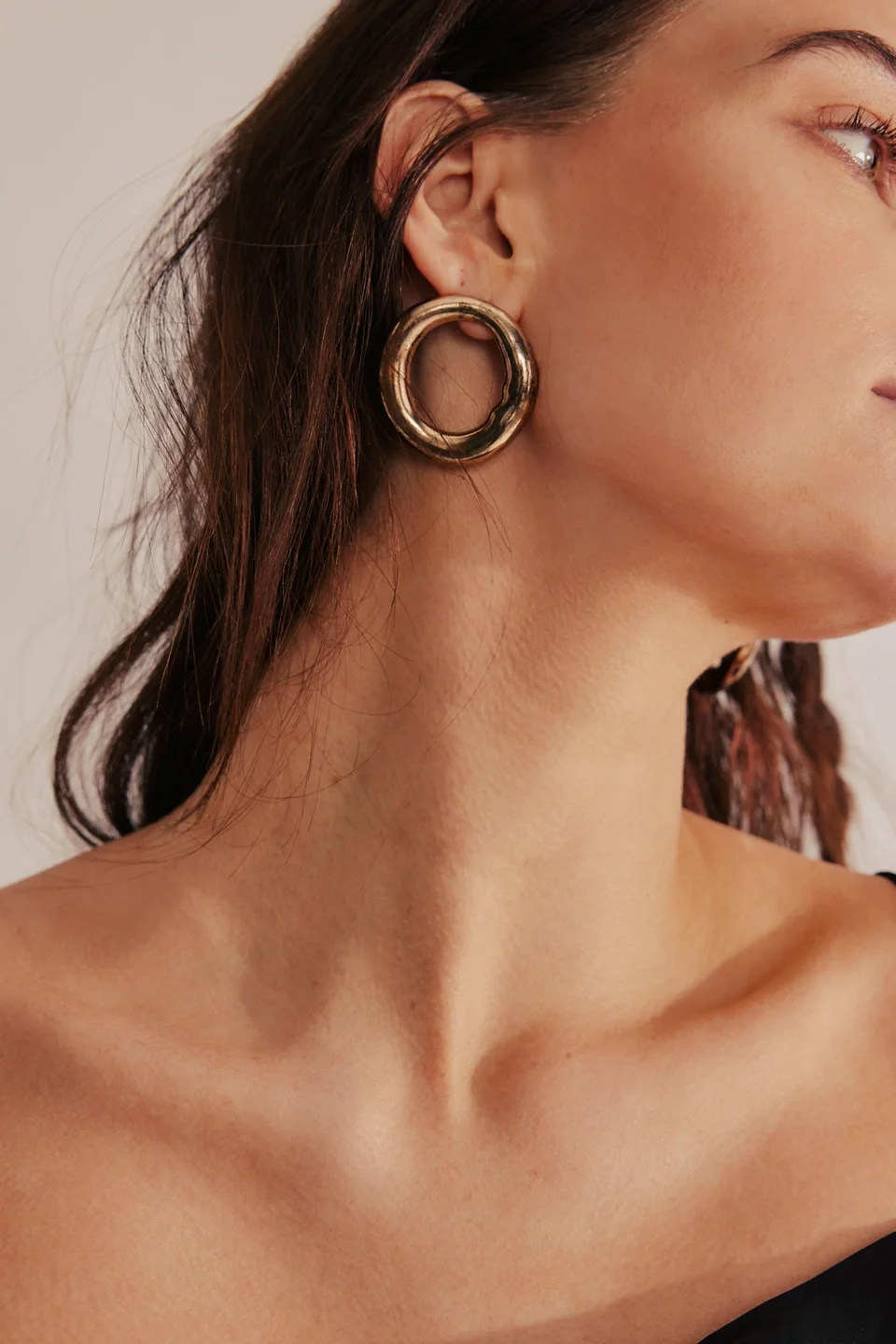 Una Hoop Earrings - 1