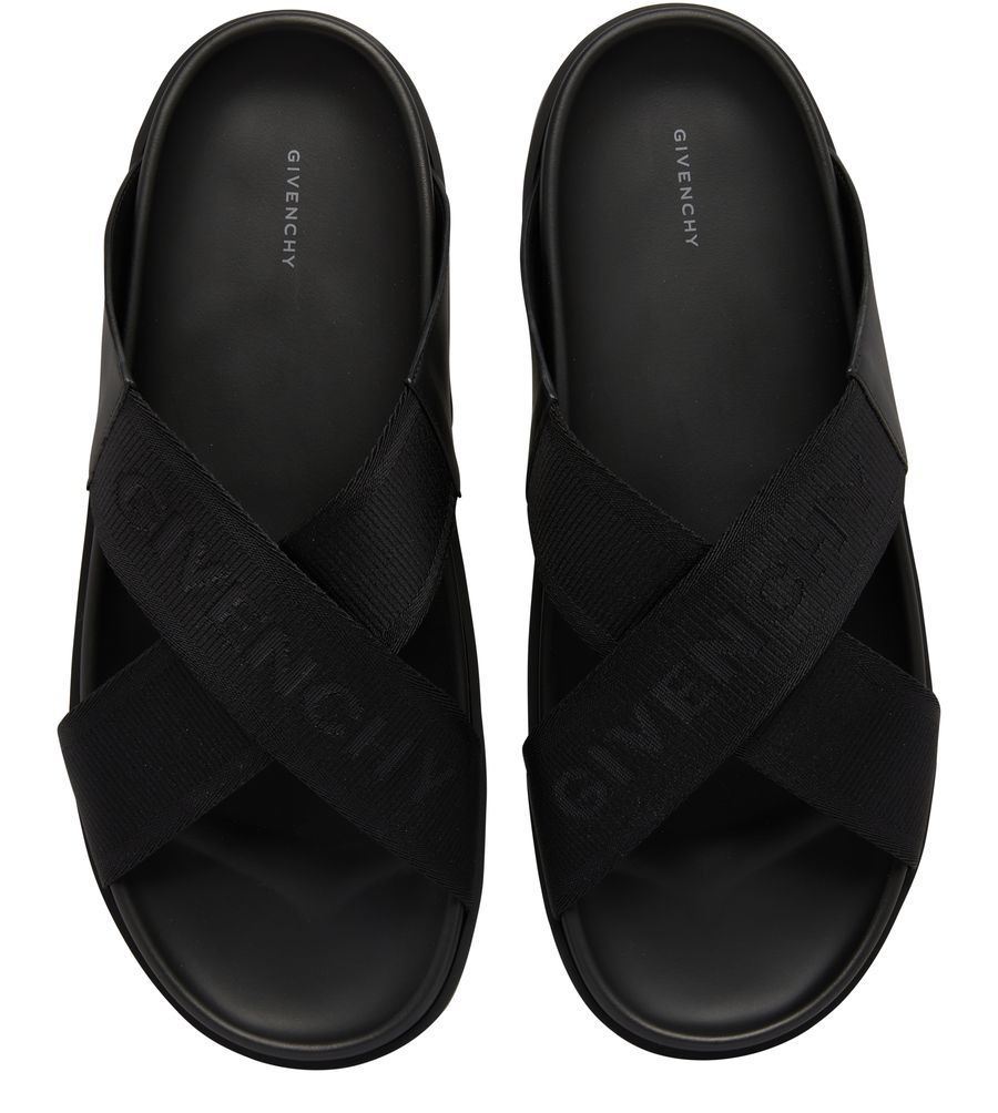 G Flat sandals with crossed bands - 5