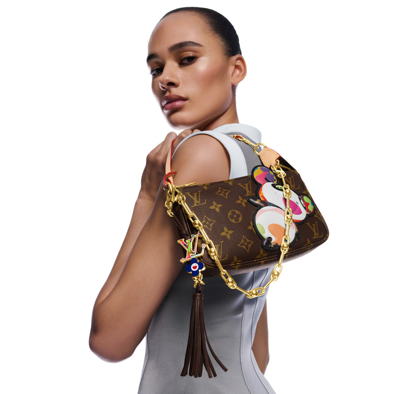 LV X TM LV Bloom Superflat Key Holder 3