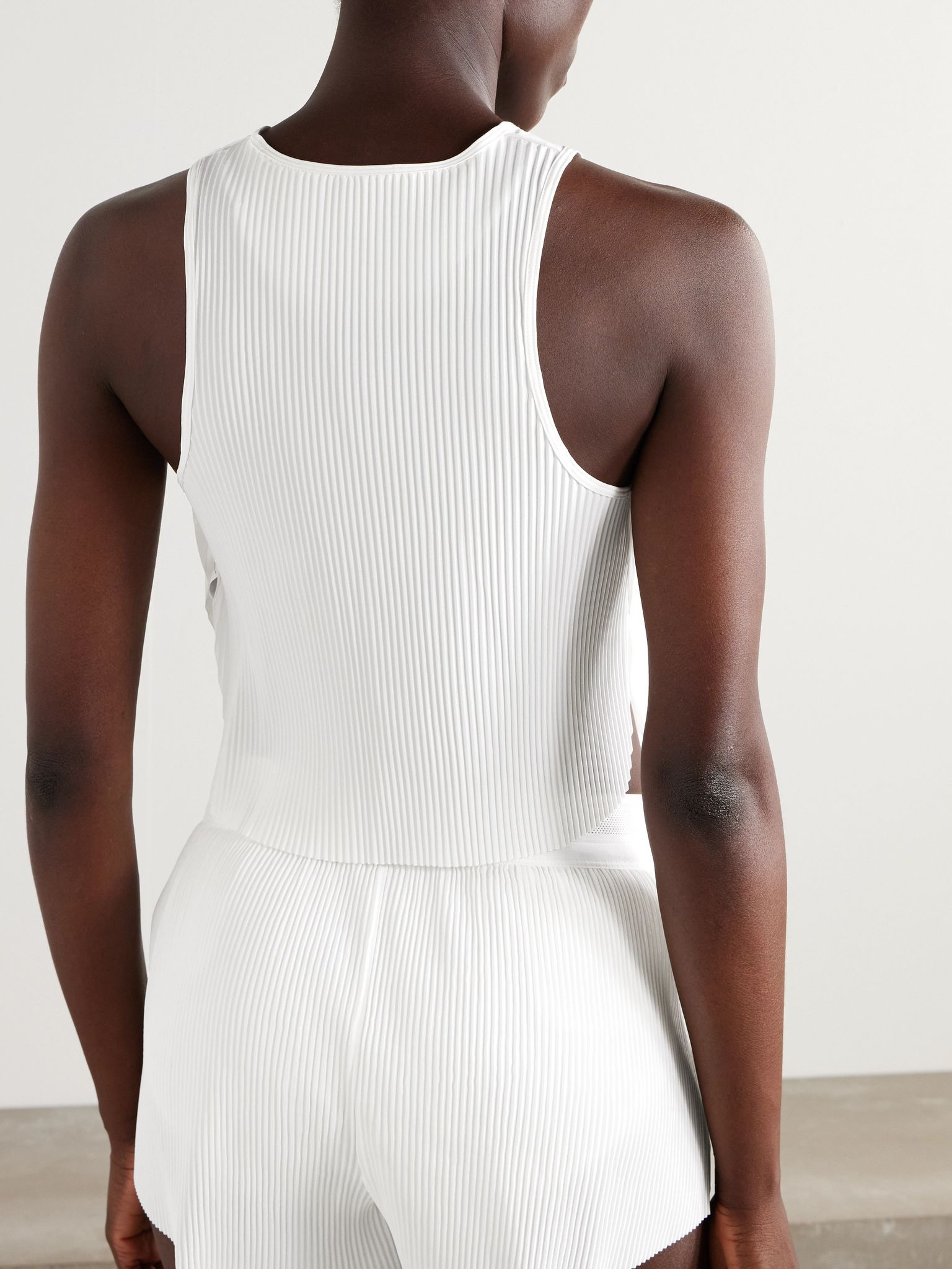 AeroSwift cropped Dri-FIT ADV tank White - 3