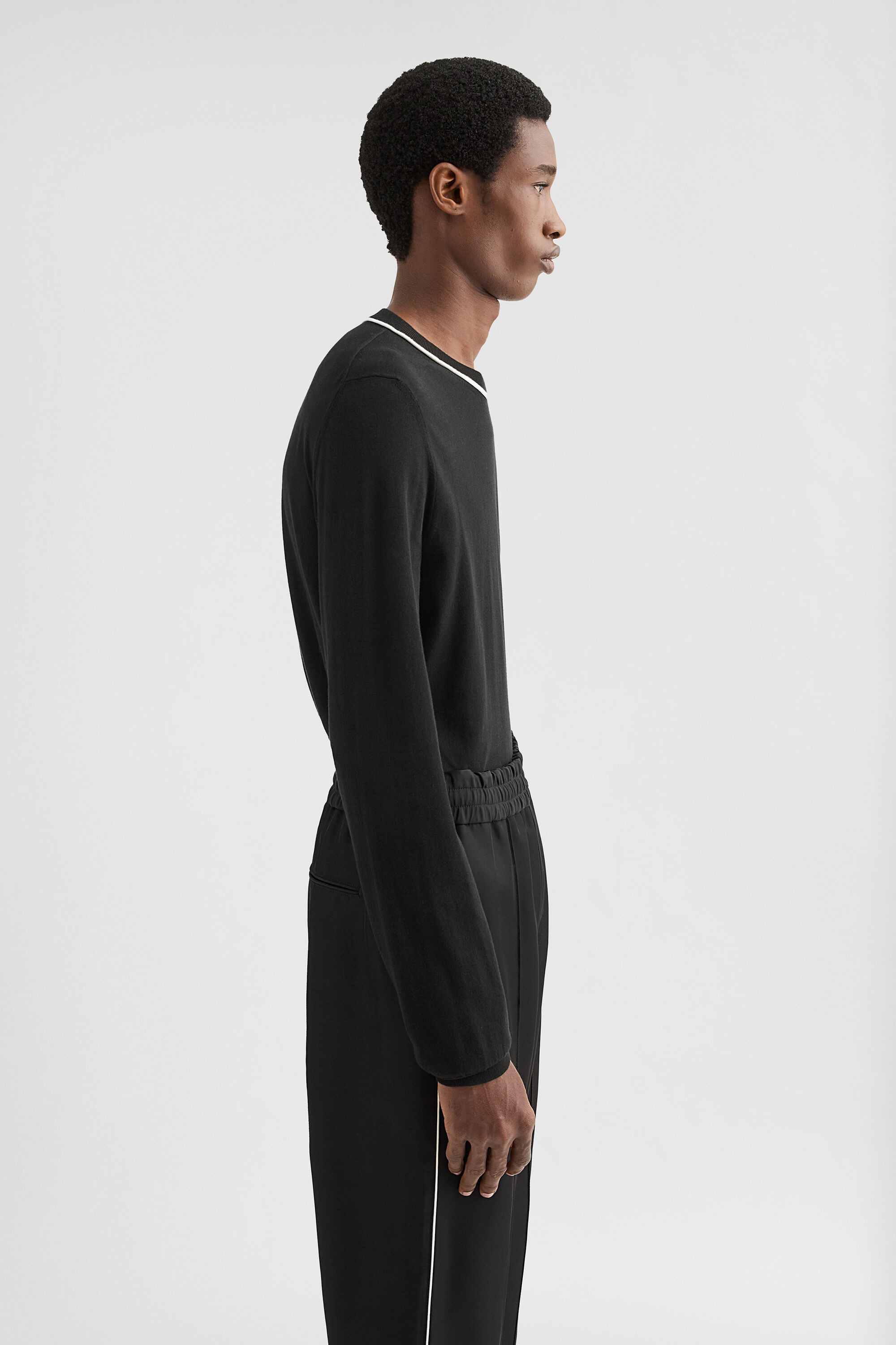 Lightweight Cotton Crew-Neck Sweater - 6