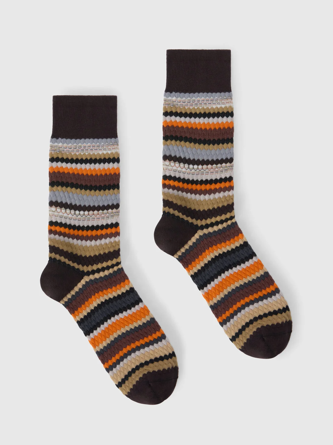 Mid-length socks with waffle pattern - 1