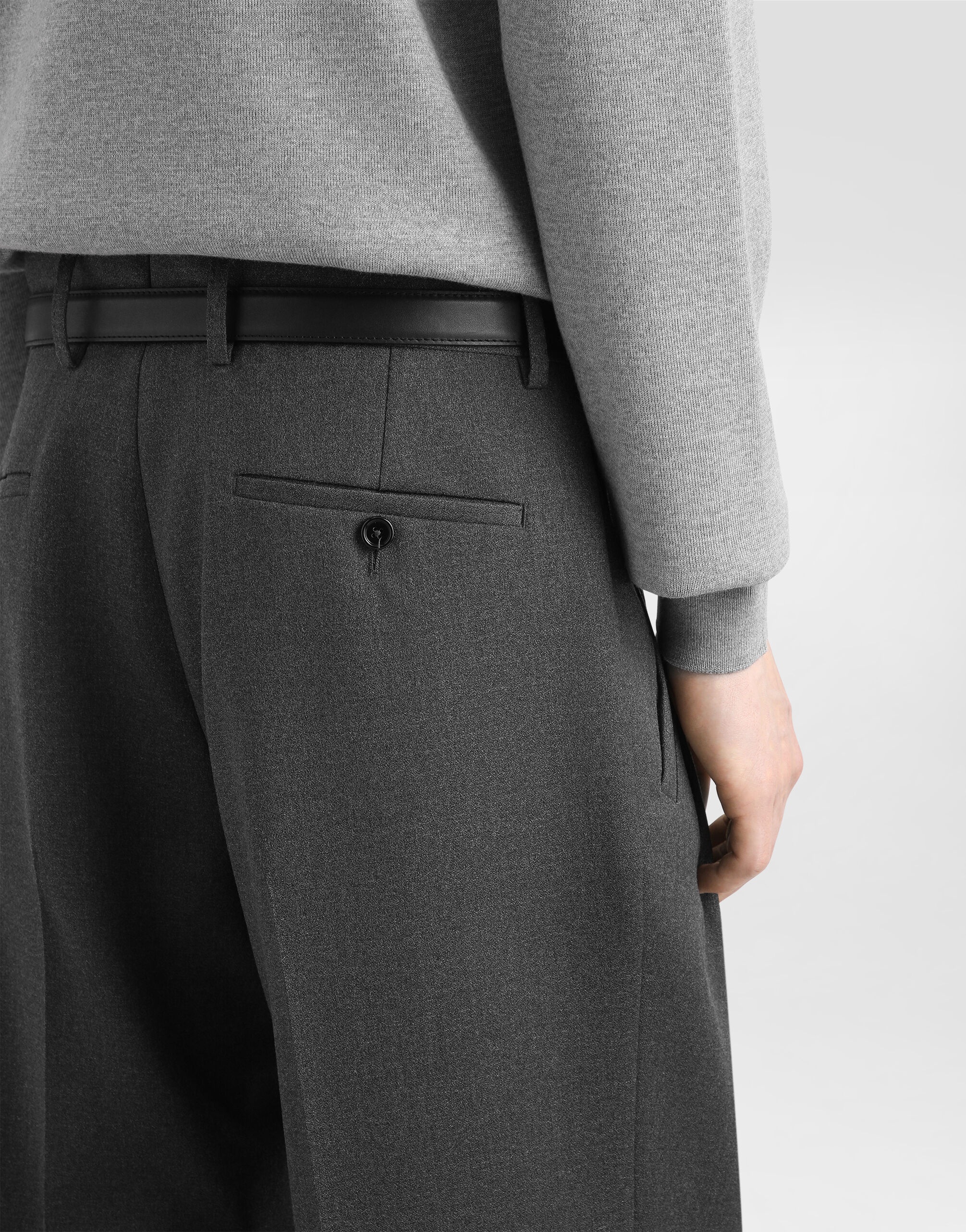 Wool pants with double darts - 5