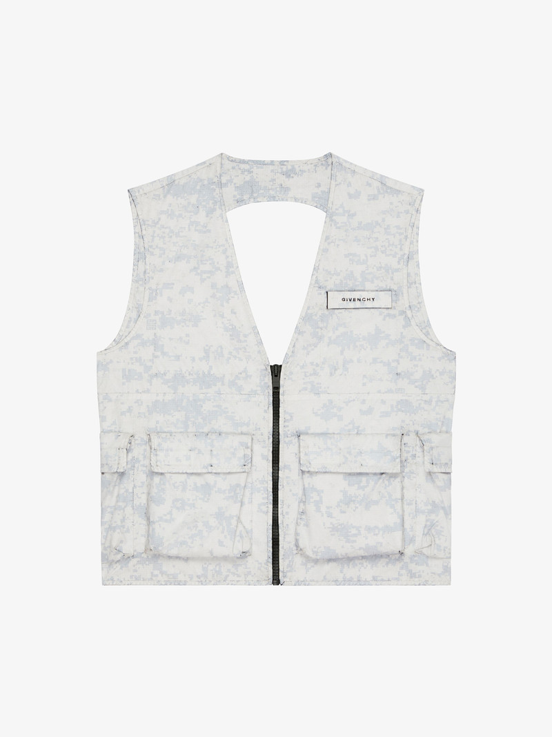 SLEEVELESS CARGO JACKET 1