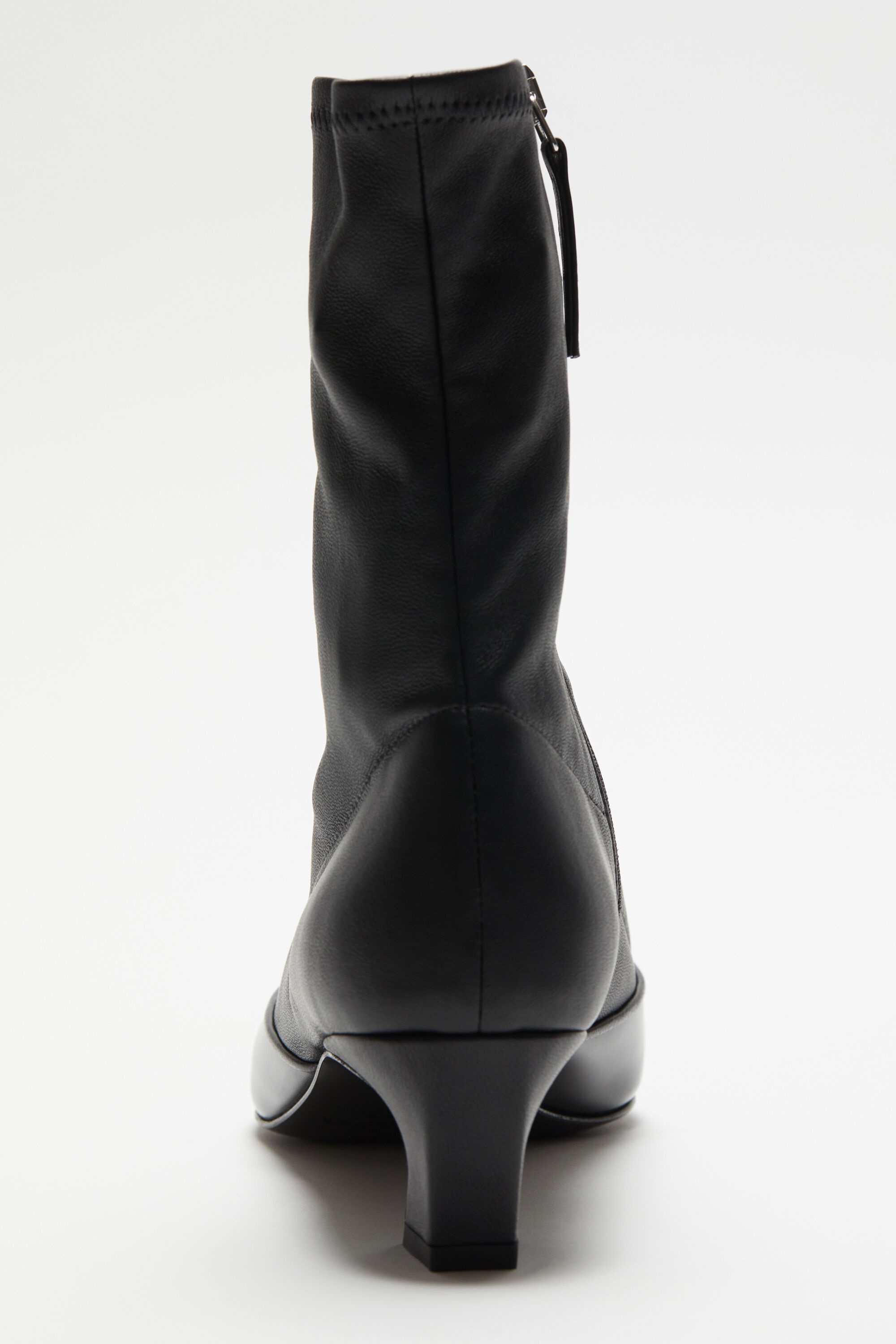 Heeled ankle boots - Black - 4