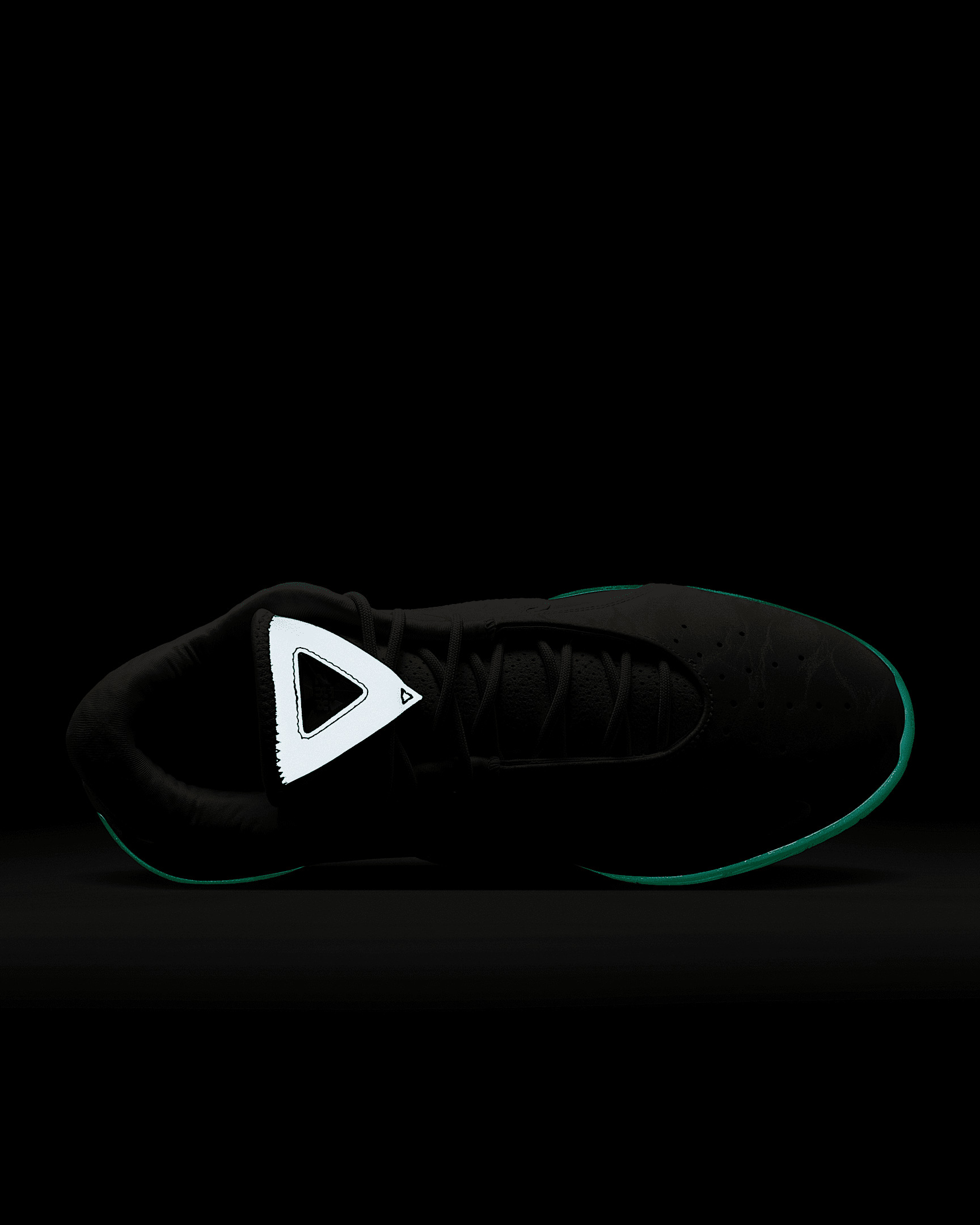 LeBron XXII Basketball Shoes - 9