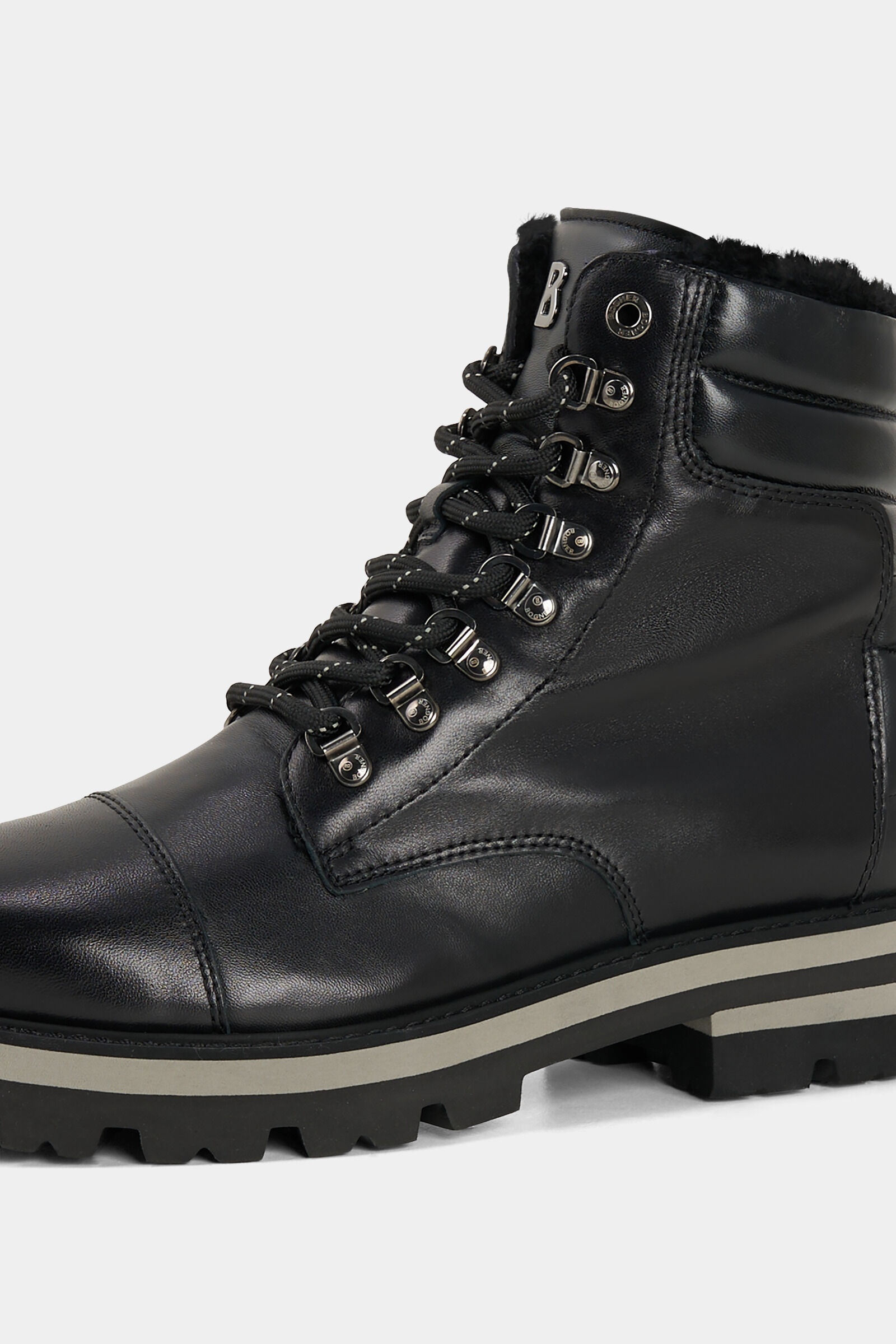 Courchevel Lace-up boots in Black - 7