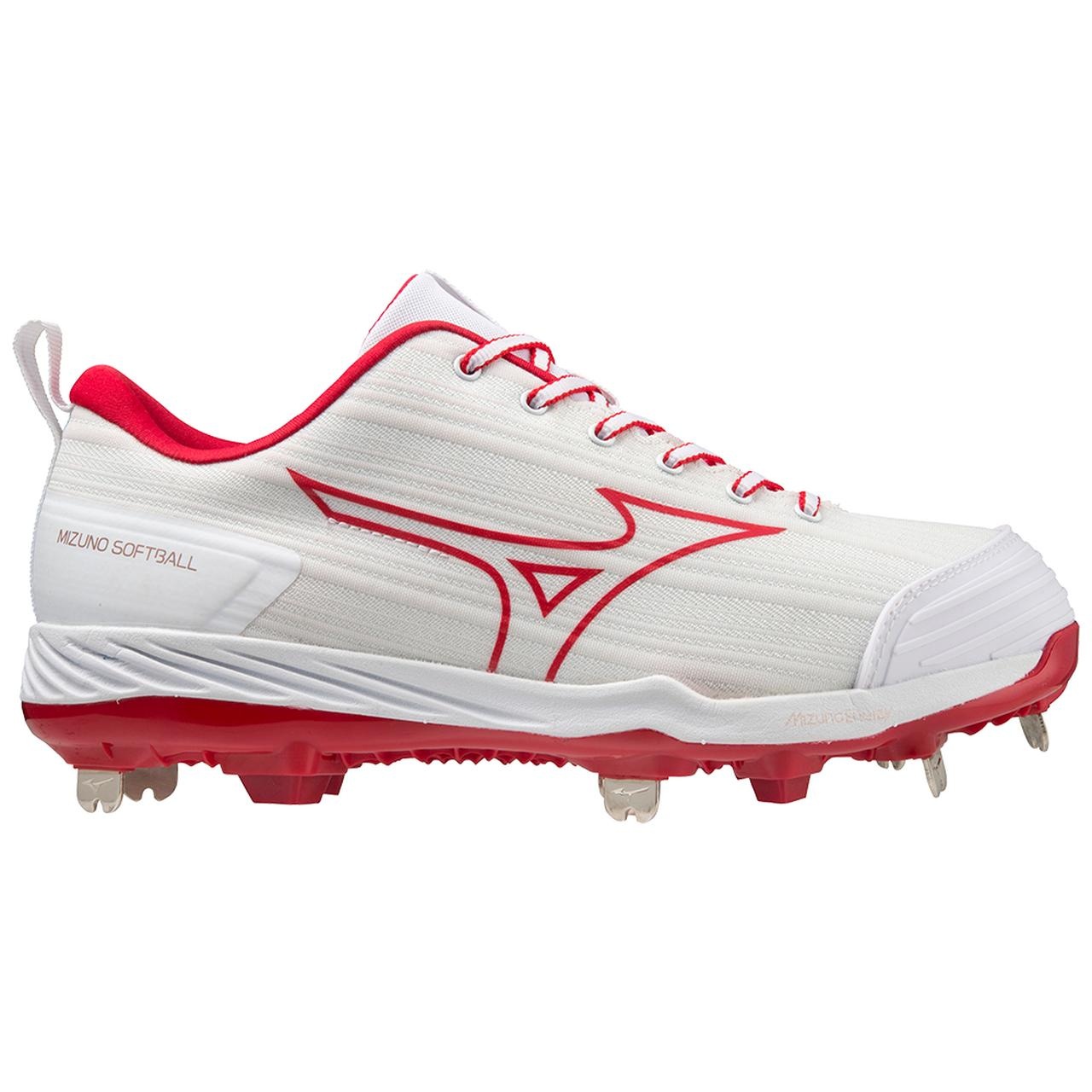 Mizuno Sweep 6 Low Women's Metal Fastpitch Softball Cleat - 6