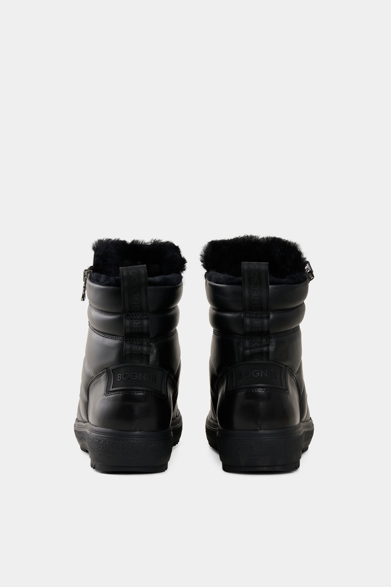 Anchorage Lace-up boots in Black 5