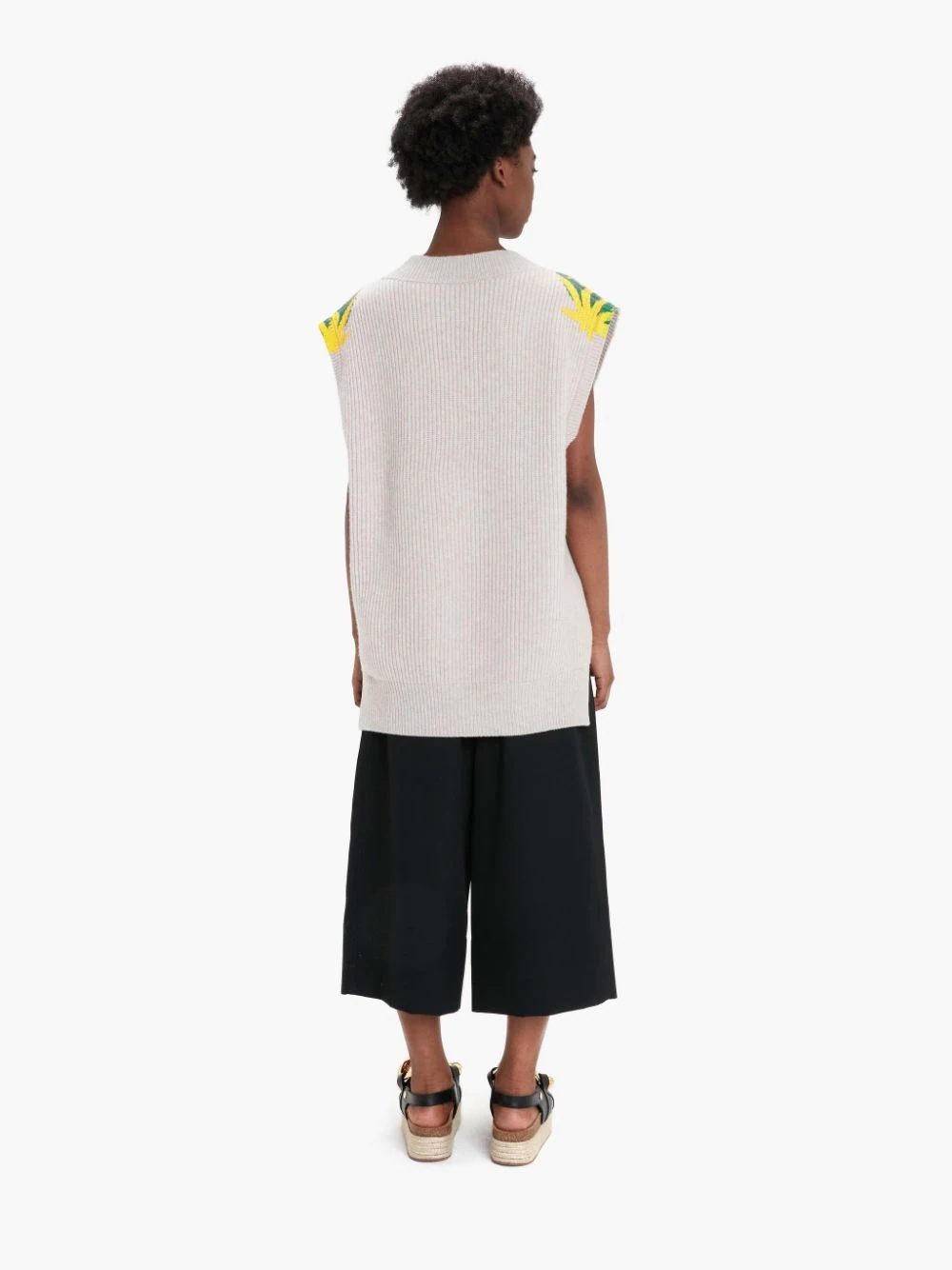 STRAWBERRY V-NECK VEST - 6