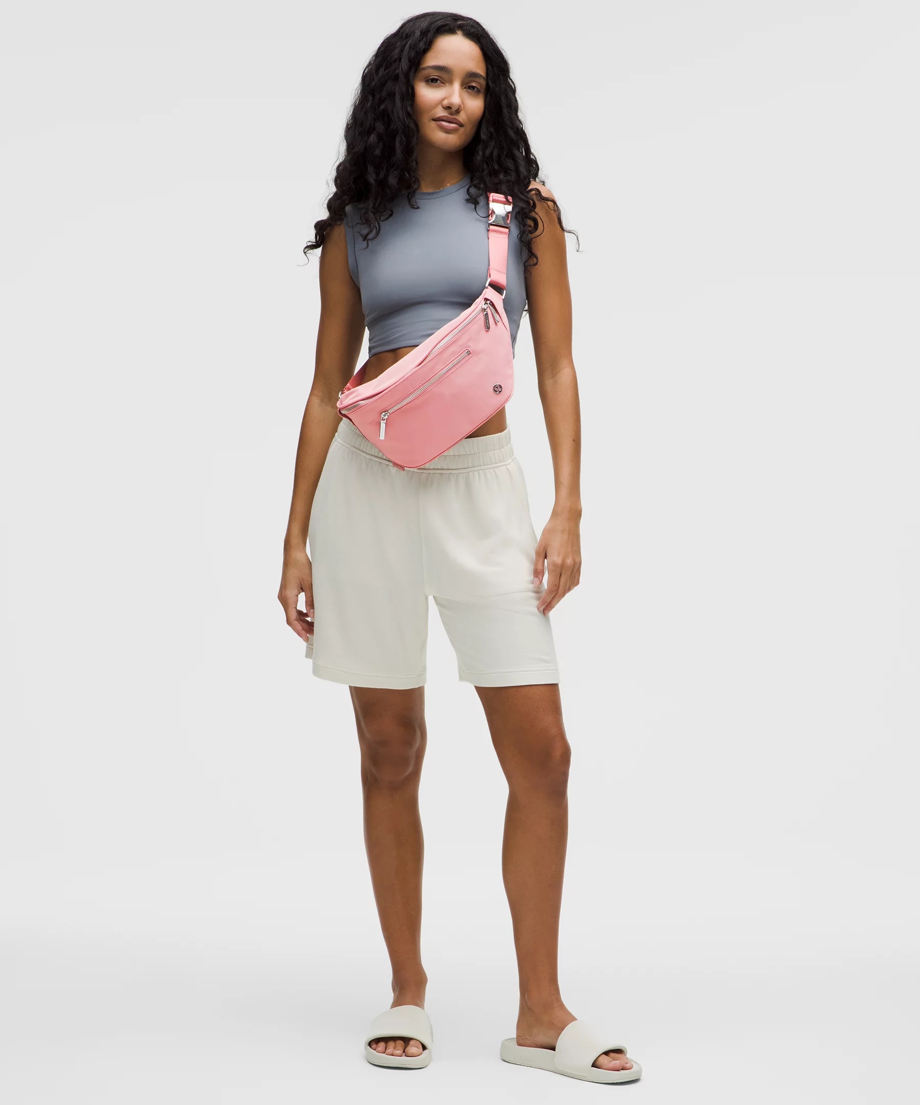 City Essentials Belt Bag 3L - 2