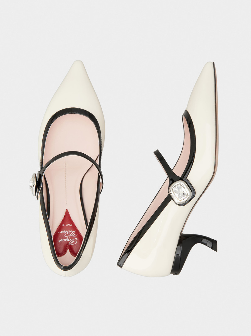 Mary Jane Virgule Pumps in patent leather 4