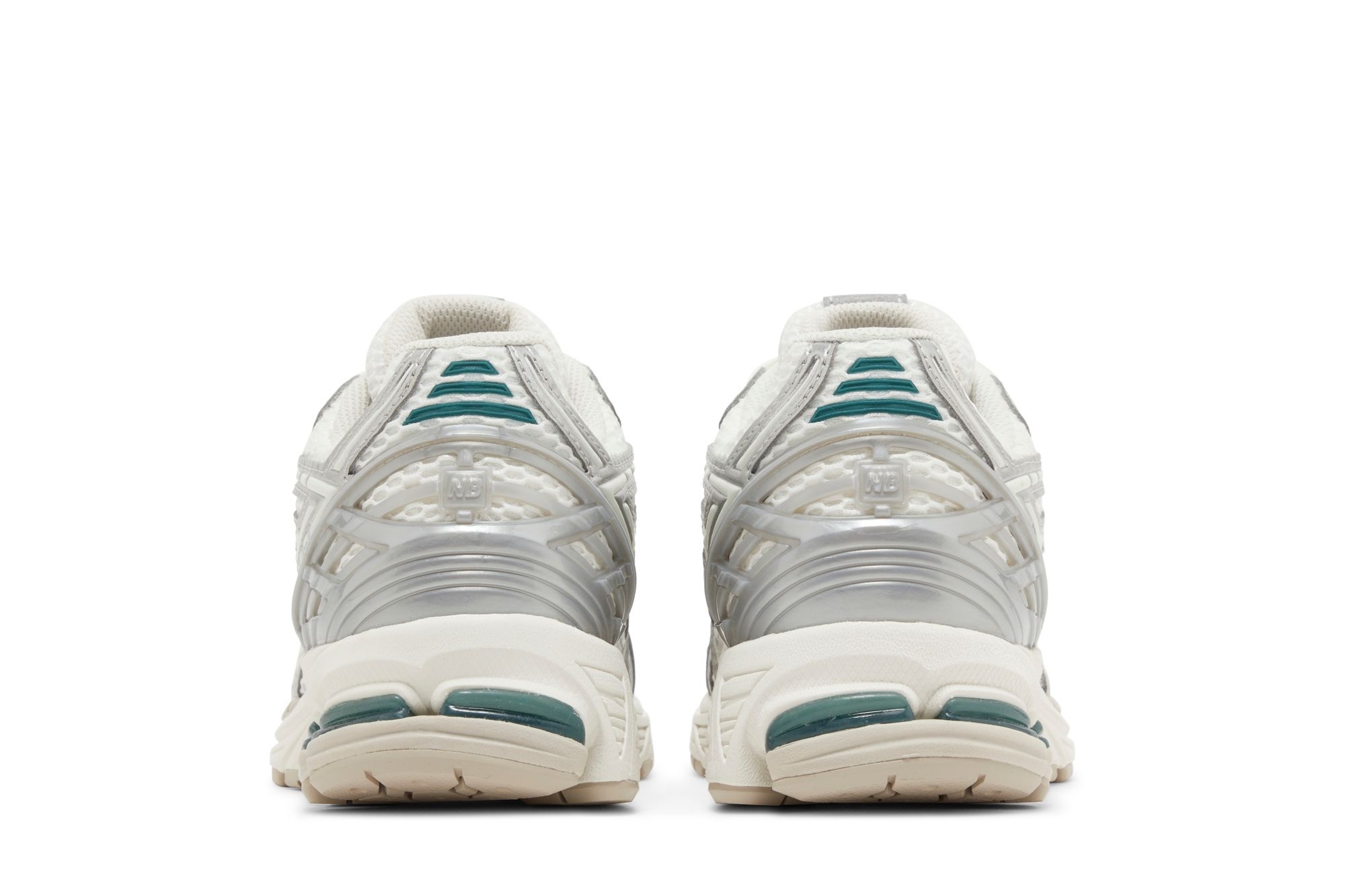 1906R 'Silver Metallic Cream' - 6